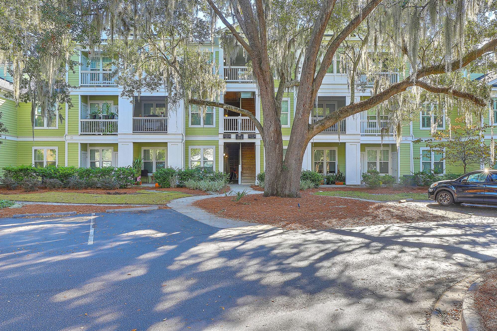 Mount Pleasant, SC 29464,1712 Chatelain Way