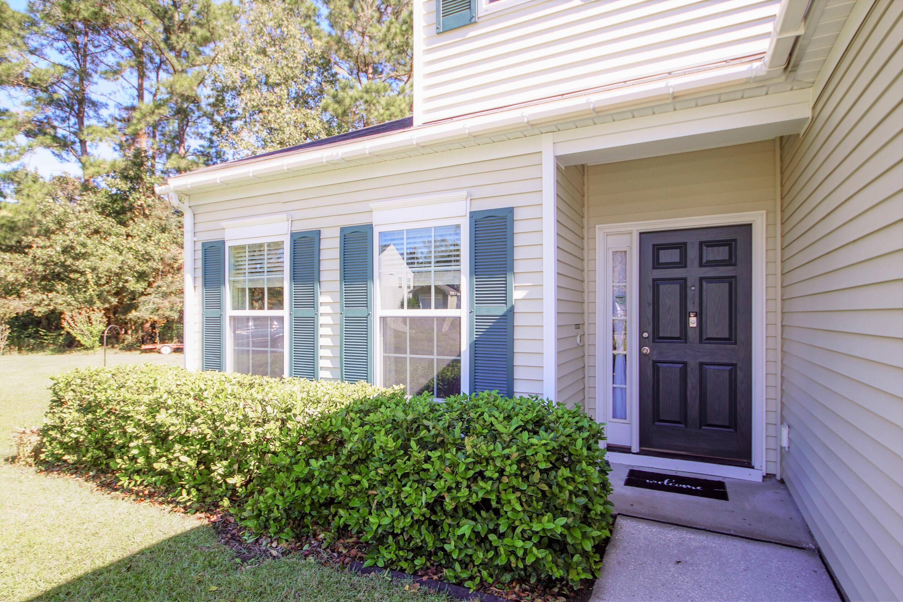 Moncks Corner, SC 29461,503 English Oak Cir