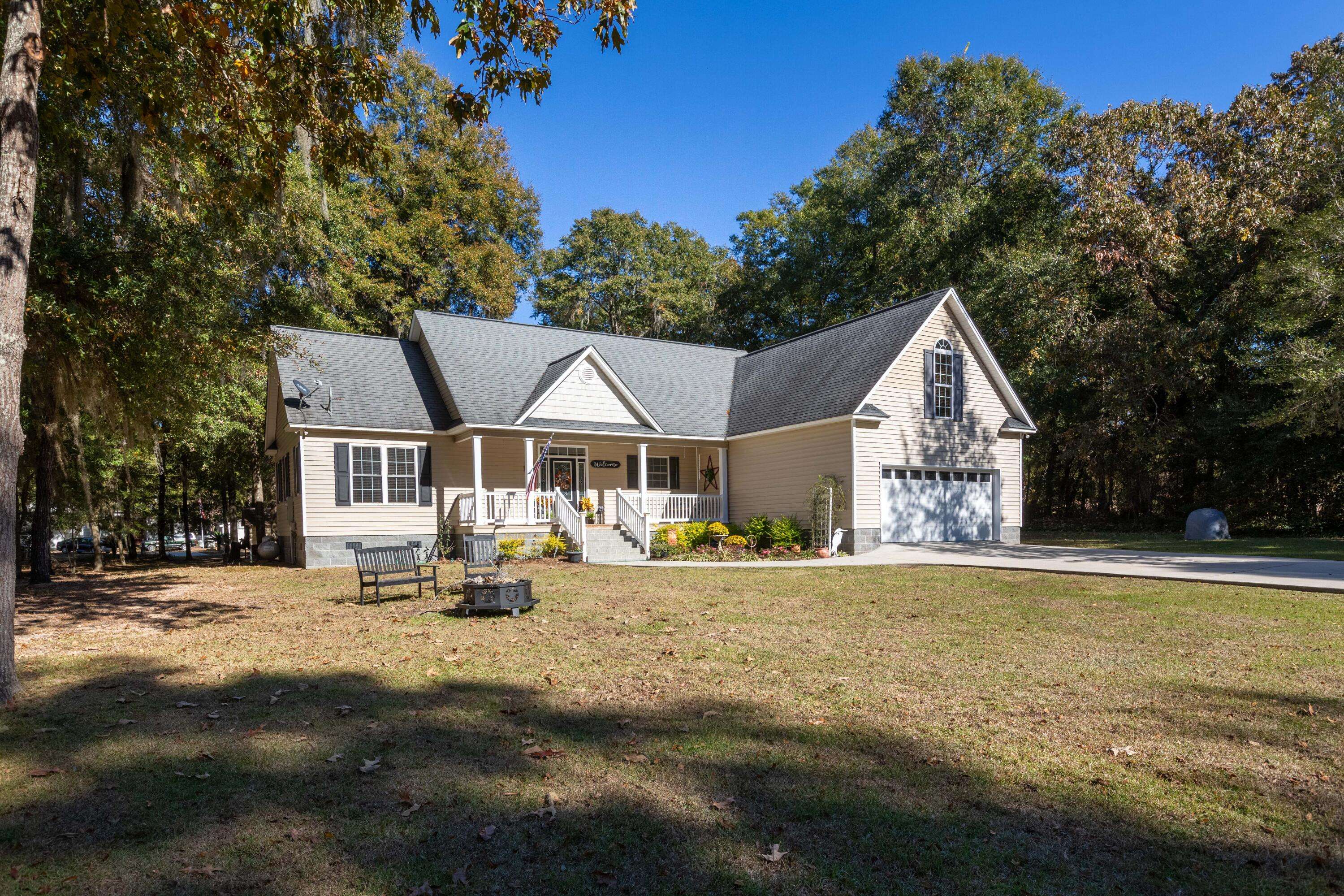 Summerton, SC 29148,1145 Double Pond Dr