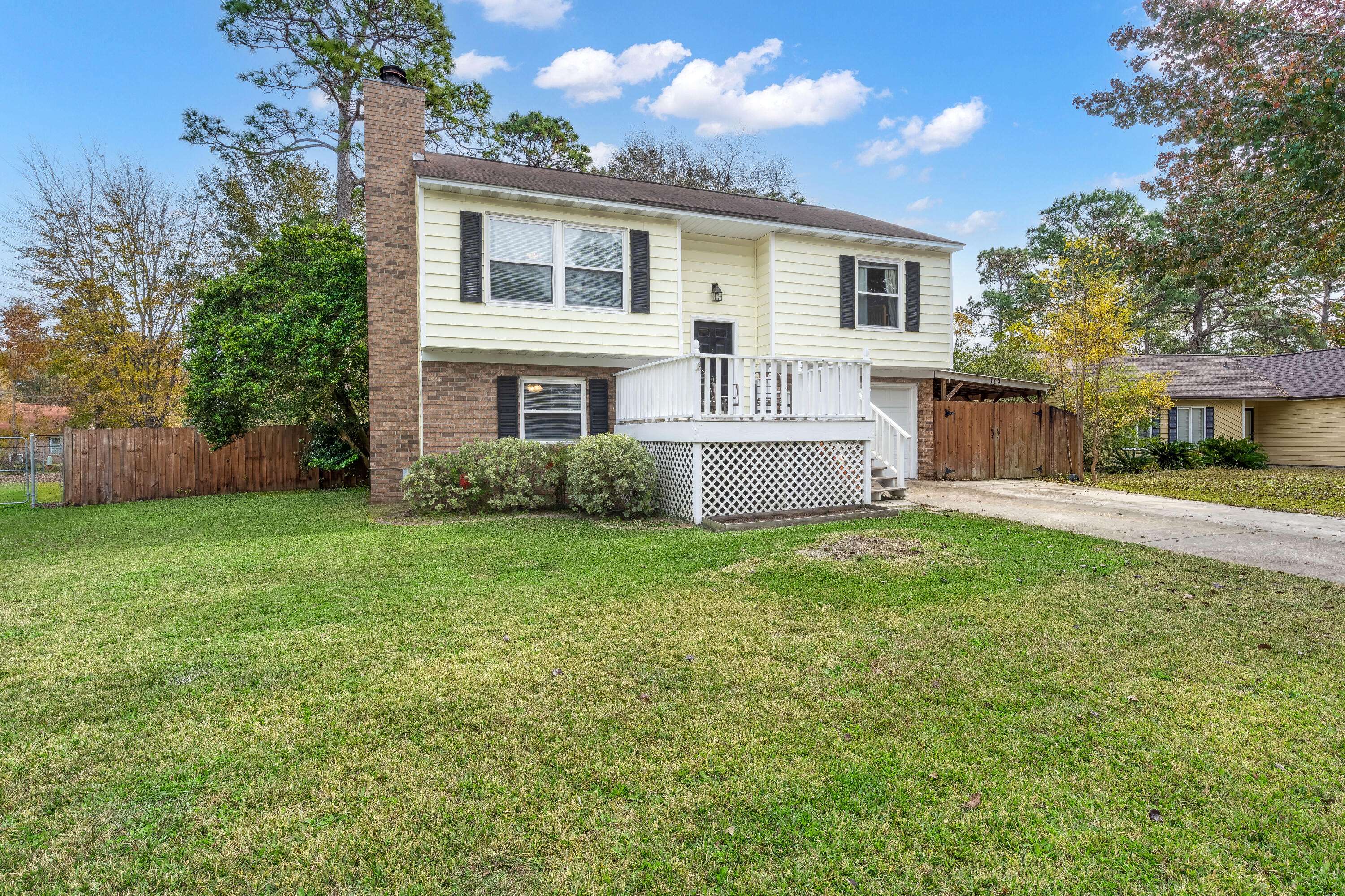 Summerville, SC 29483,109 Ewell Ct