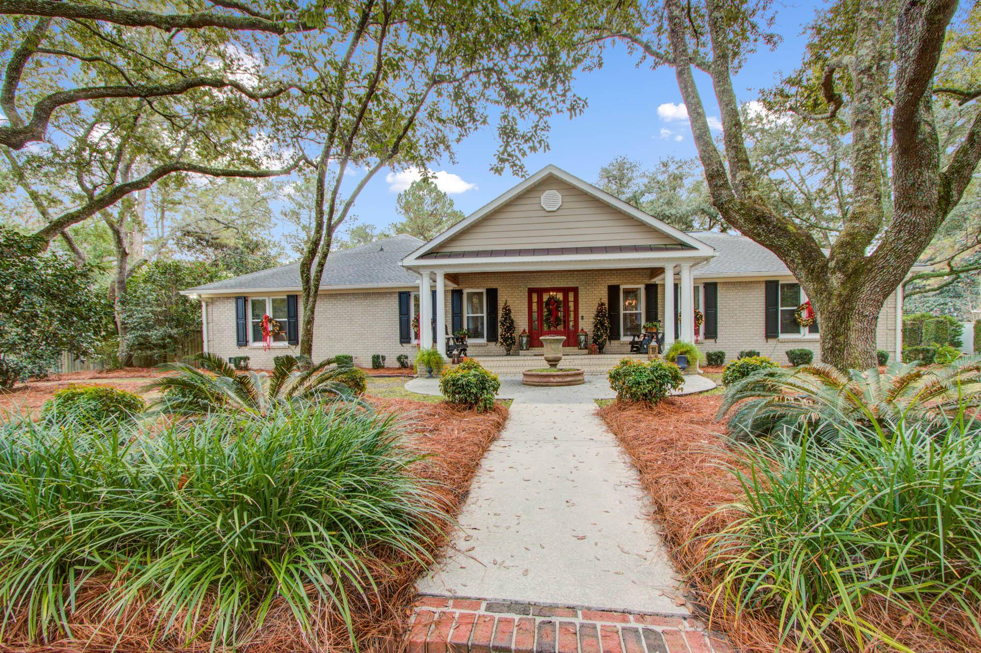 Summerville, SC 29483,100 Fairway Dr