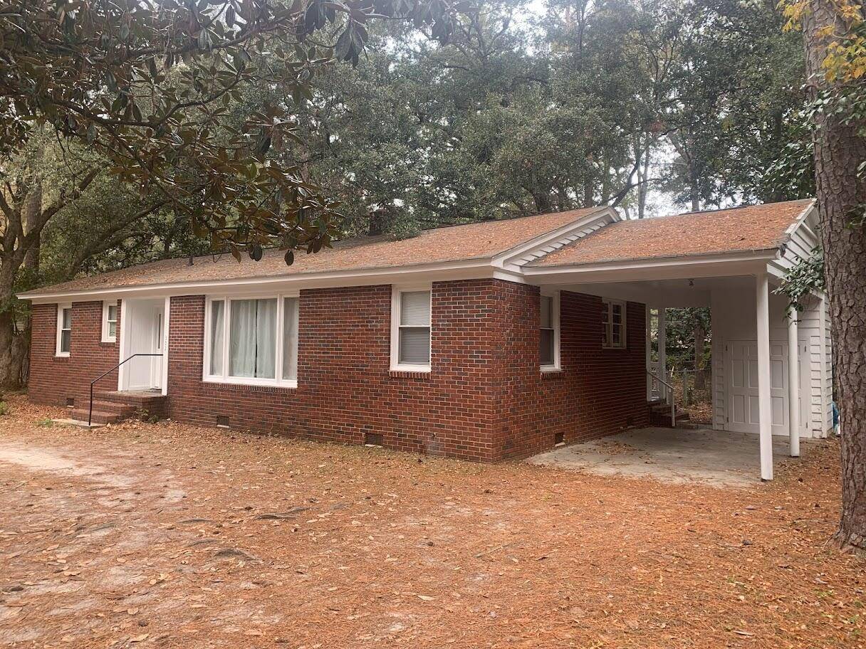 Walterboro, SC 29488,302 Pineland Rd