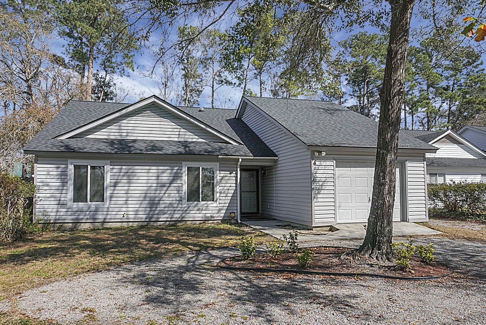 Walterboro, SC 29488,426 Sarah St