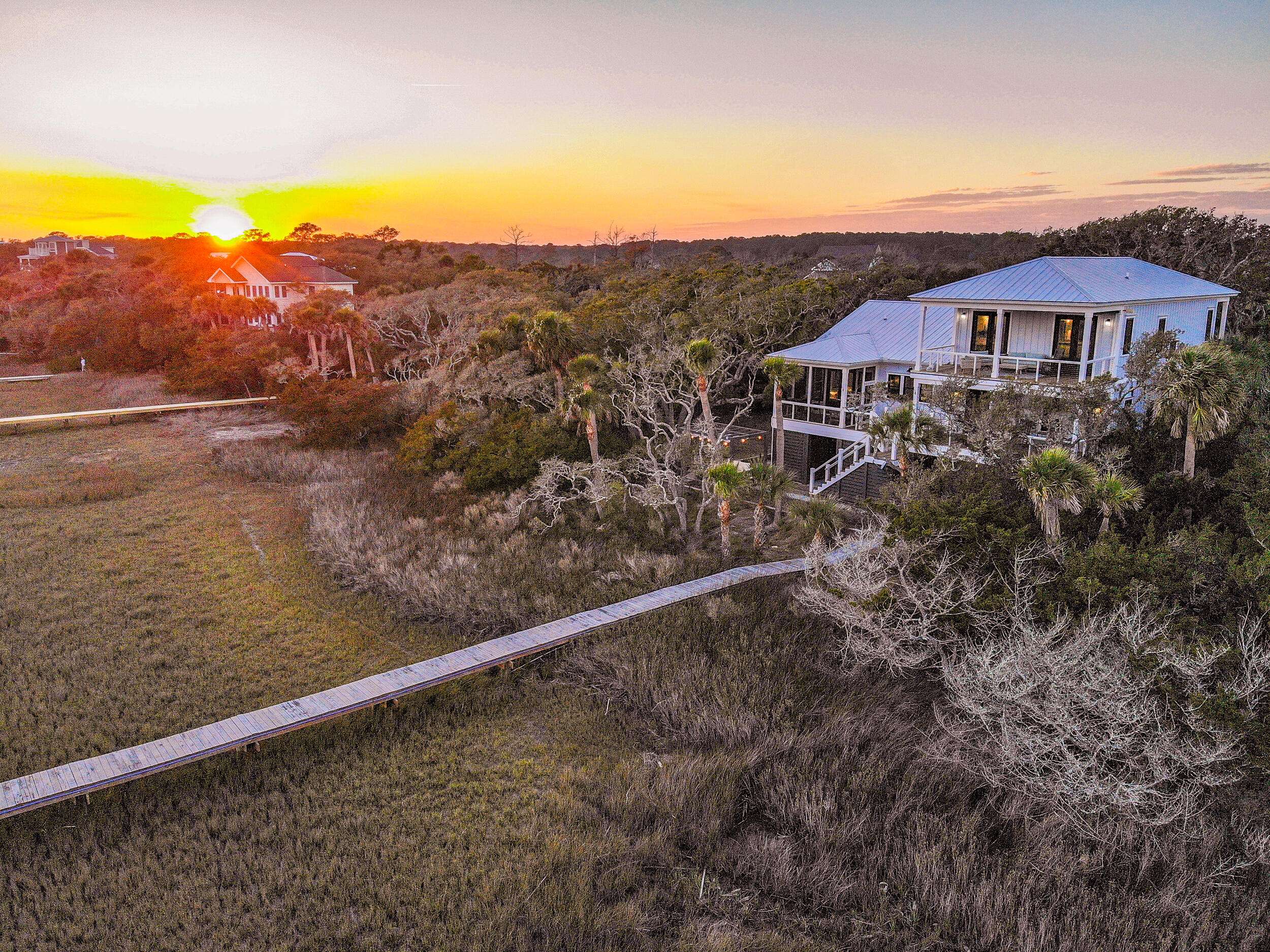 Edisto Island, SC 29438,1090 Hammocks Way