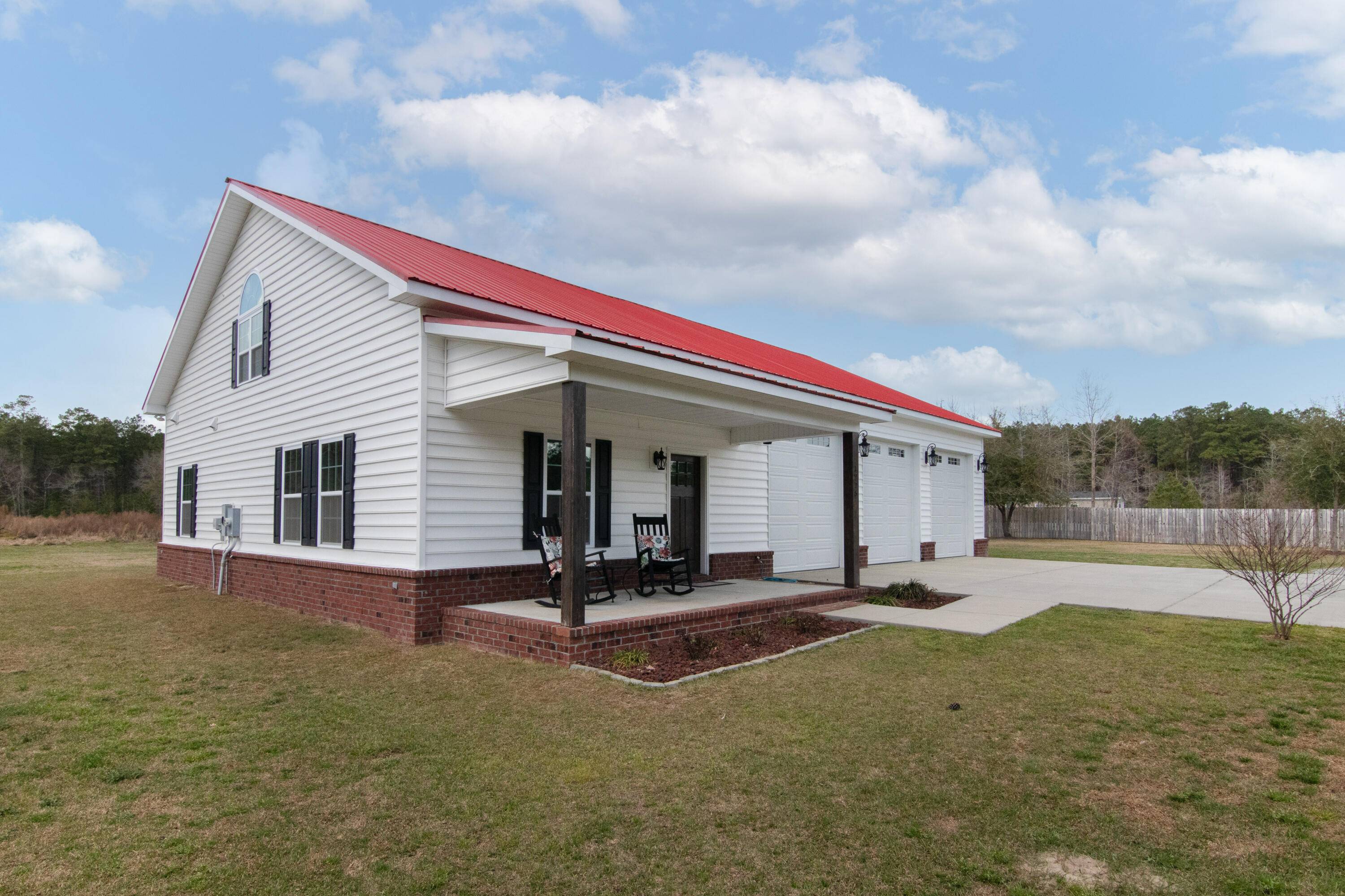 Bonneau, SC 29431,1275 Long Acre Dr