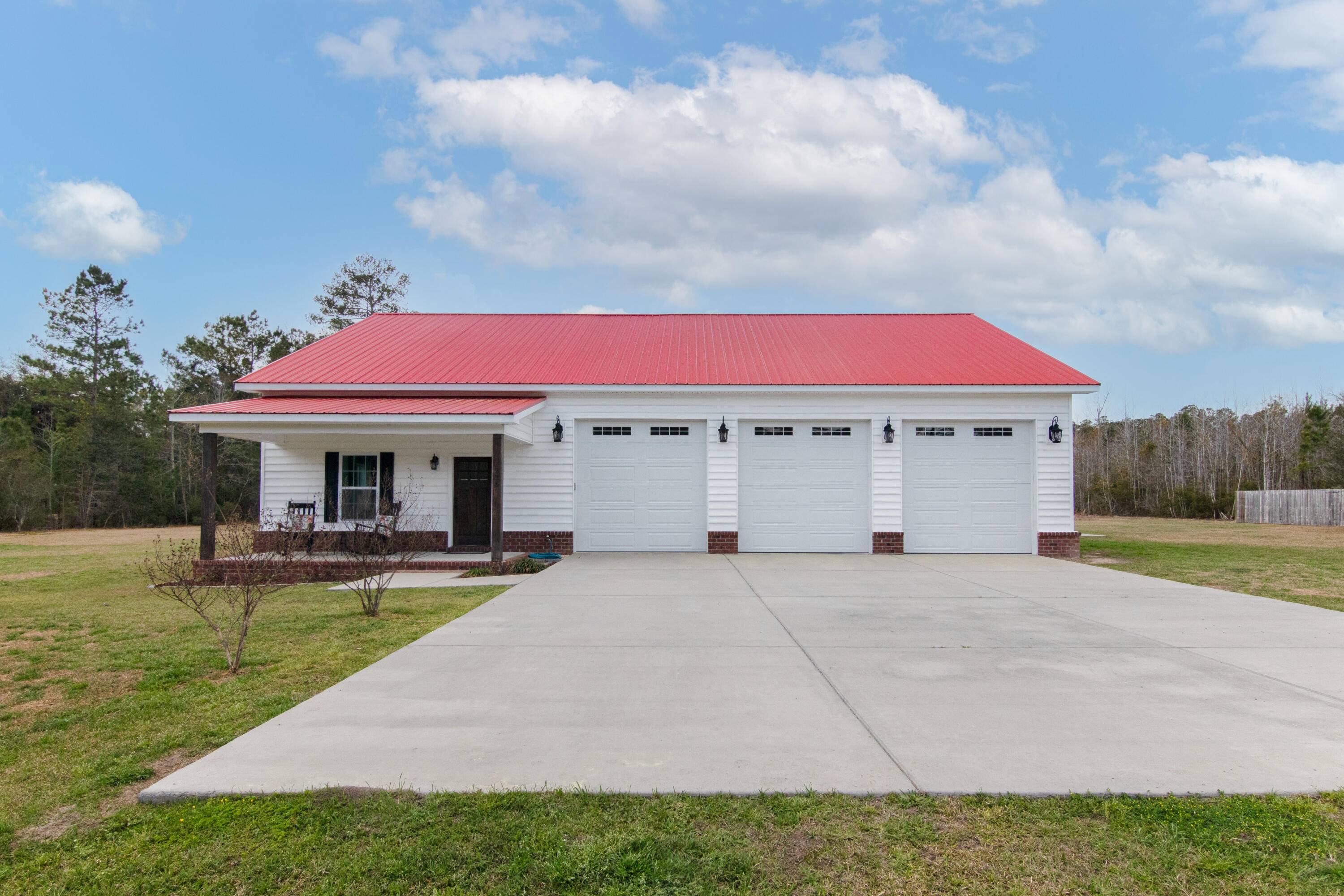 Bonneau, SC 29431,1275 Long Acre Dr