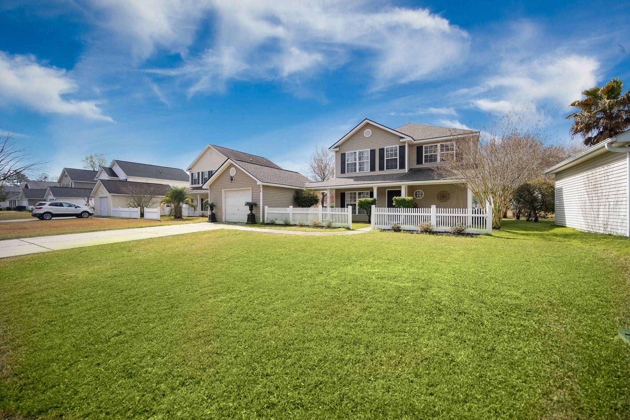 Summerville, SC 29483,316 Sunburst Way