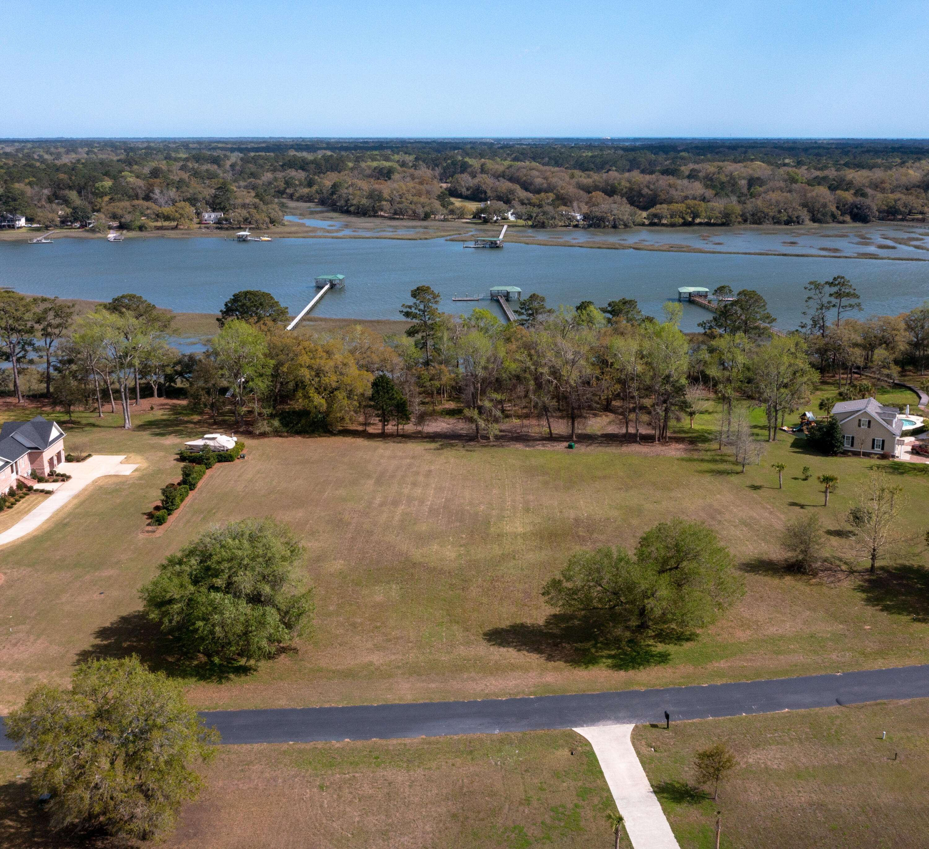 Wadmalaw Island, SC 29487,2831 Anchor Watch Dr