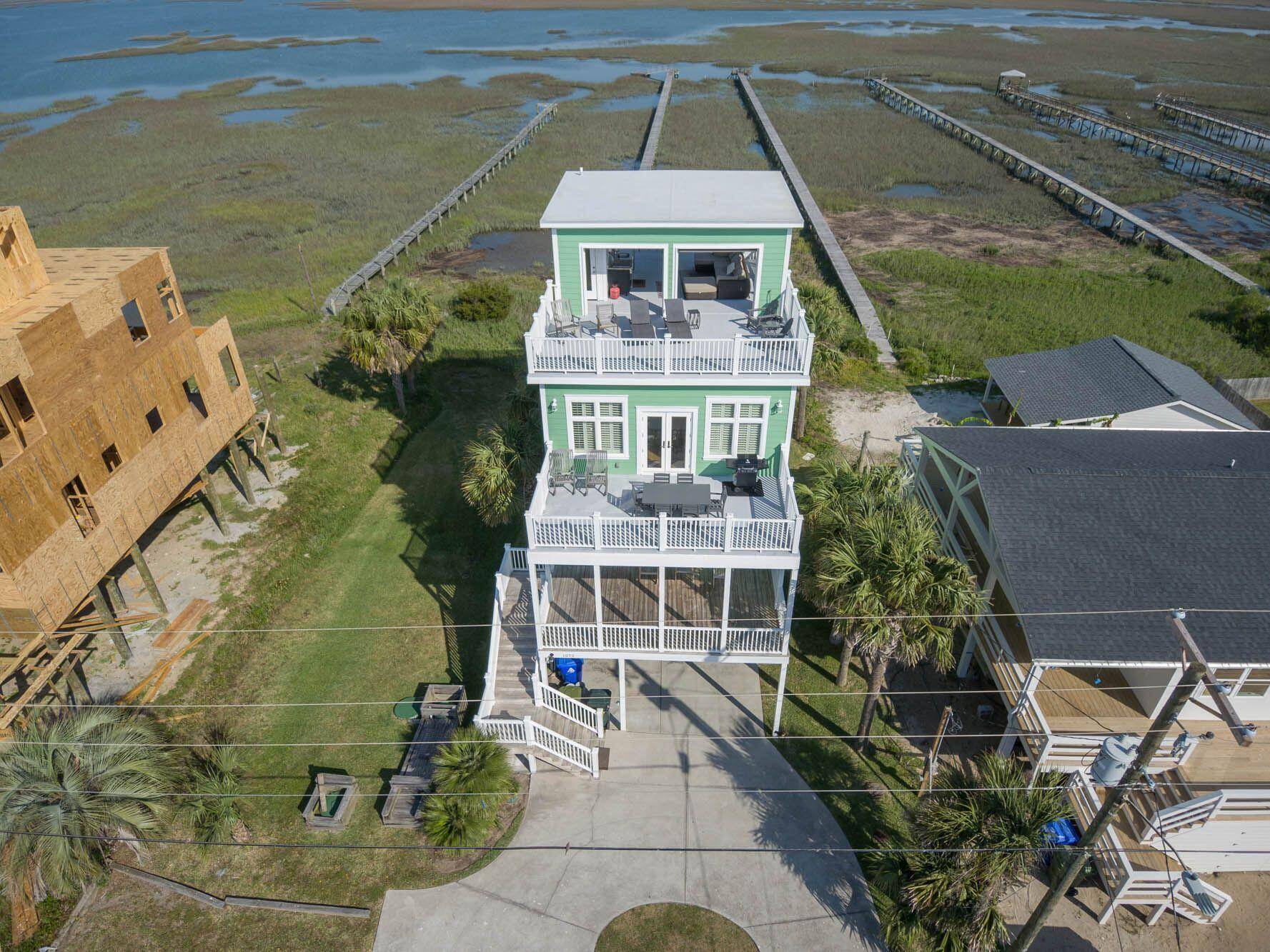 Folly Beach, SC 29439,1572 E Ashley Ave