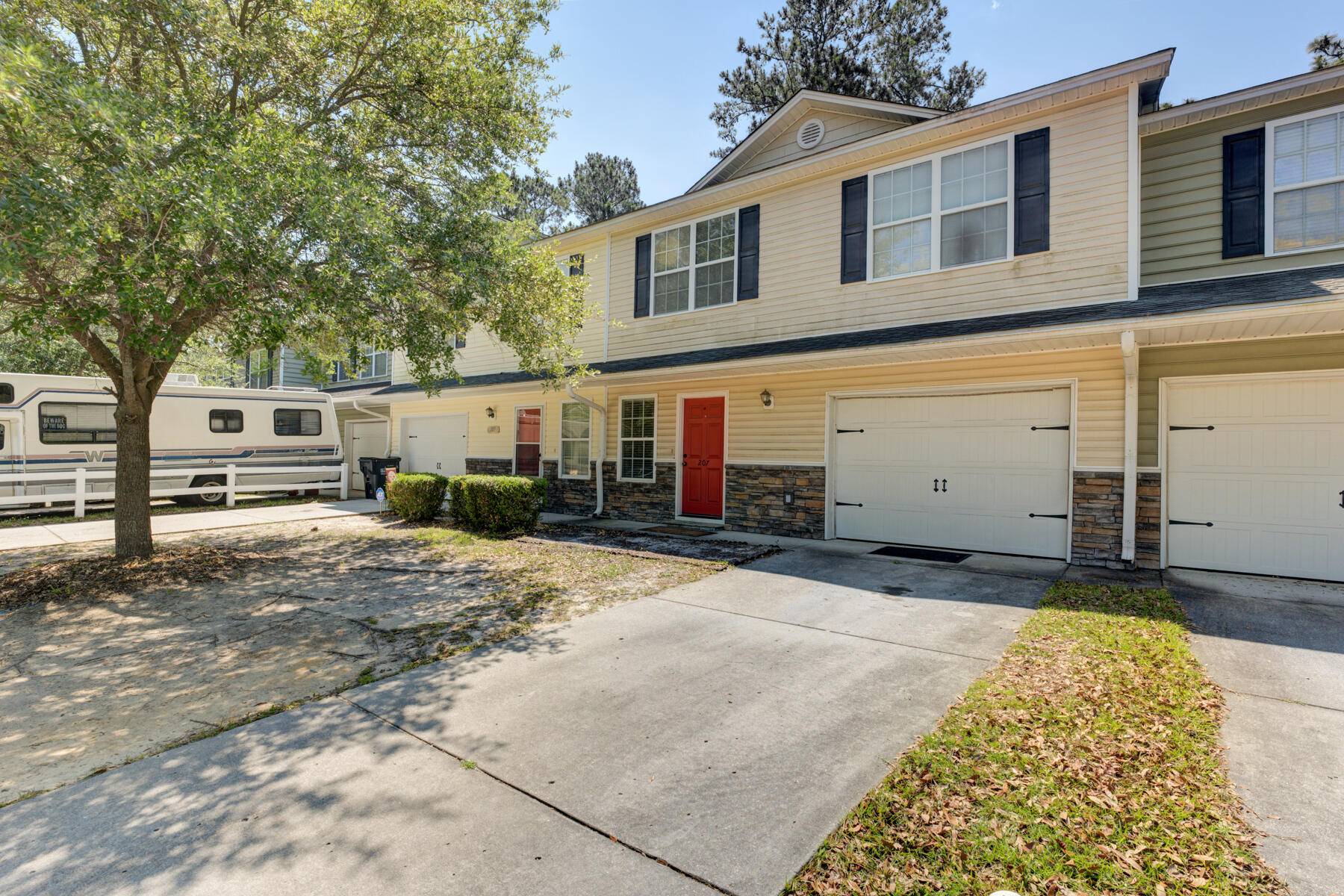 Summerville, SC 29486,207 Tyner Trl