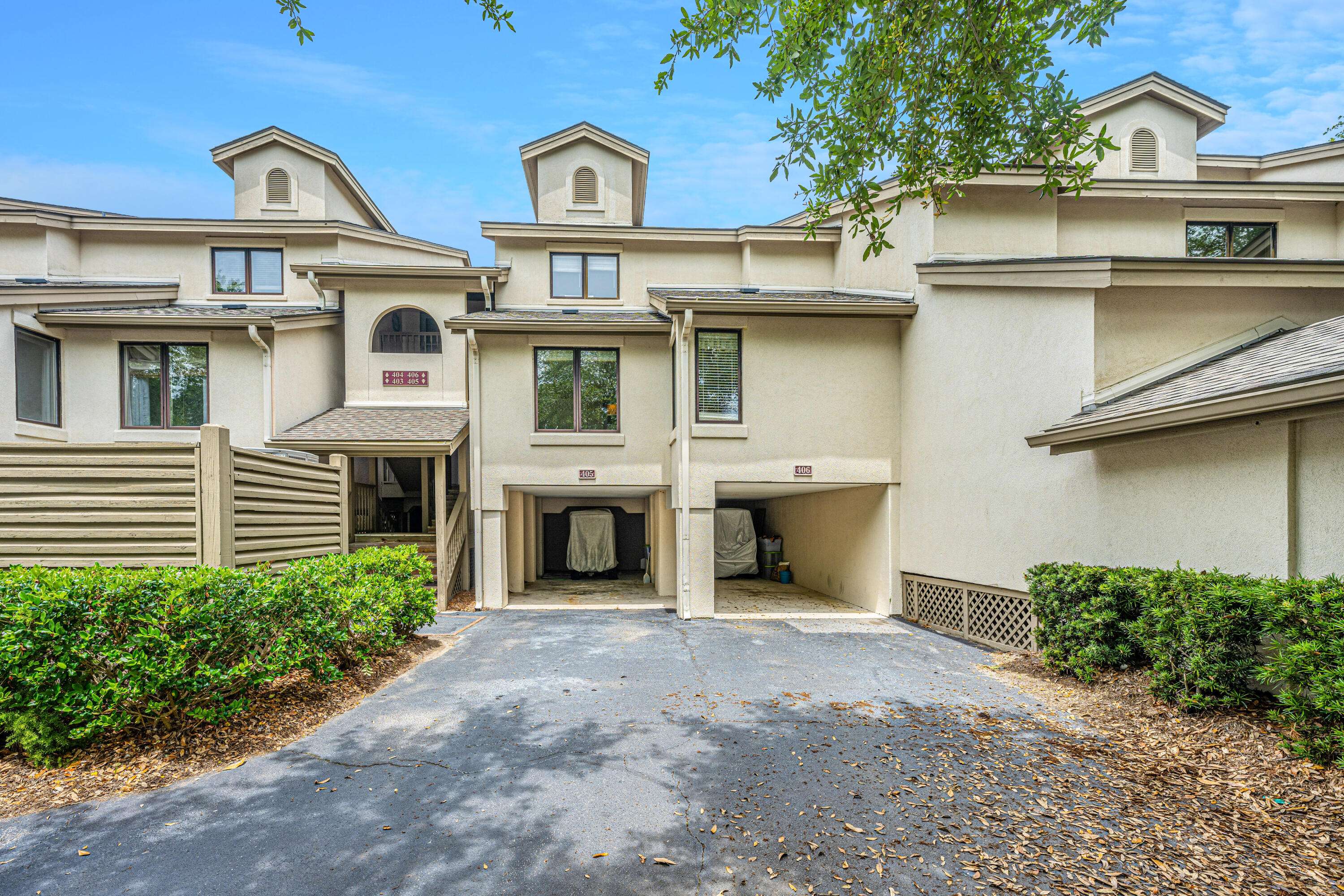 Isle Of Palms, SC 29451,405 Yacht Harbor Ct #405