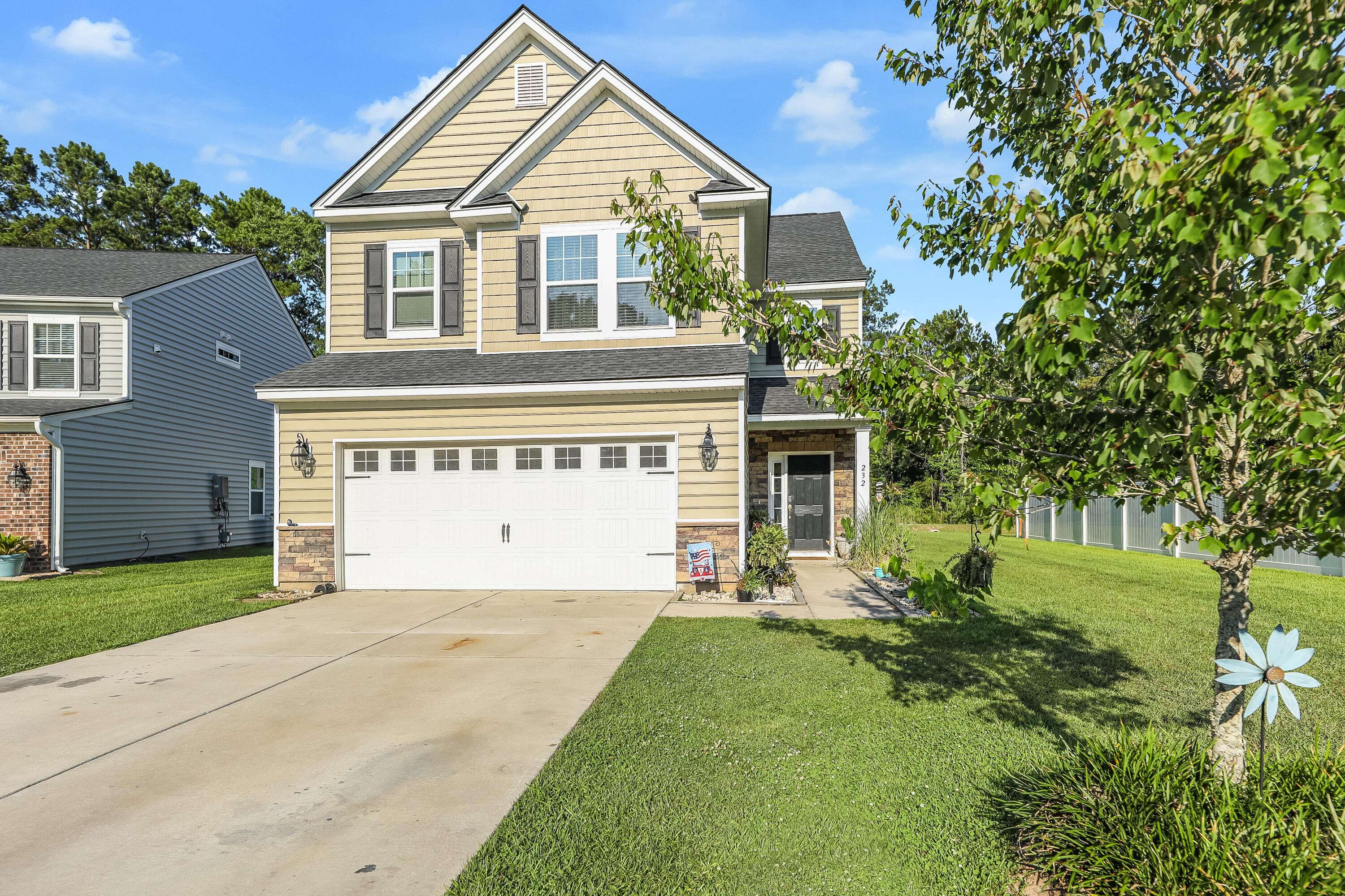 Moncks Corner, SC 29461,232 Sugarberry Ln