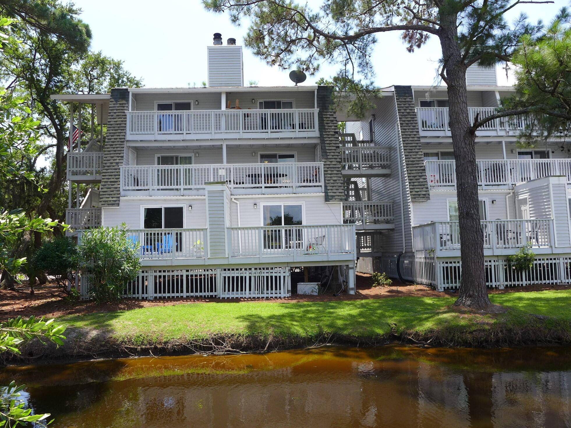 Edisto Island, SC 29438,246 Sea Cloud Cir