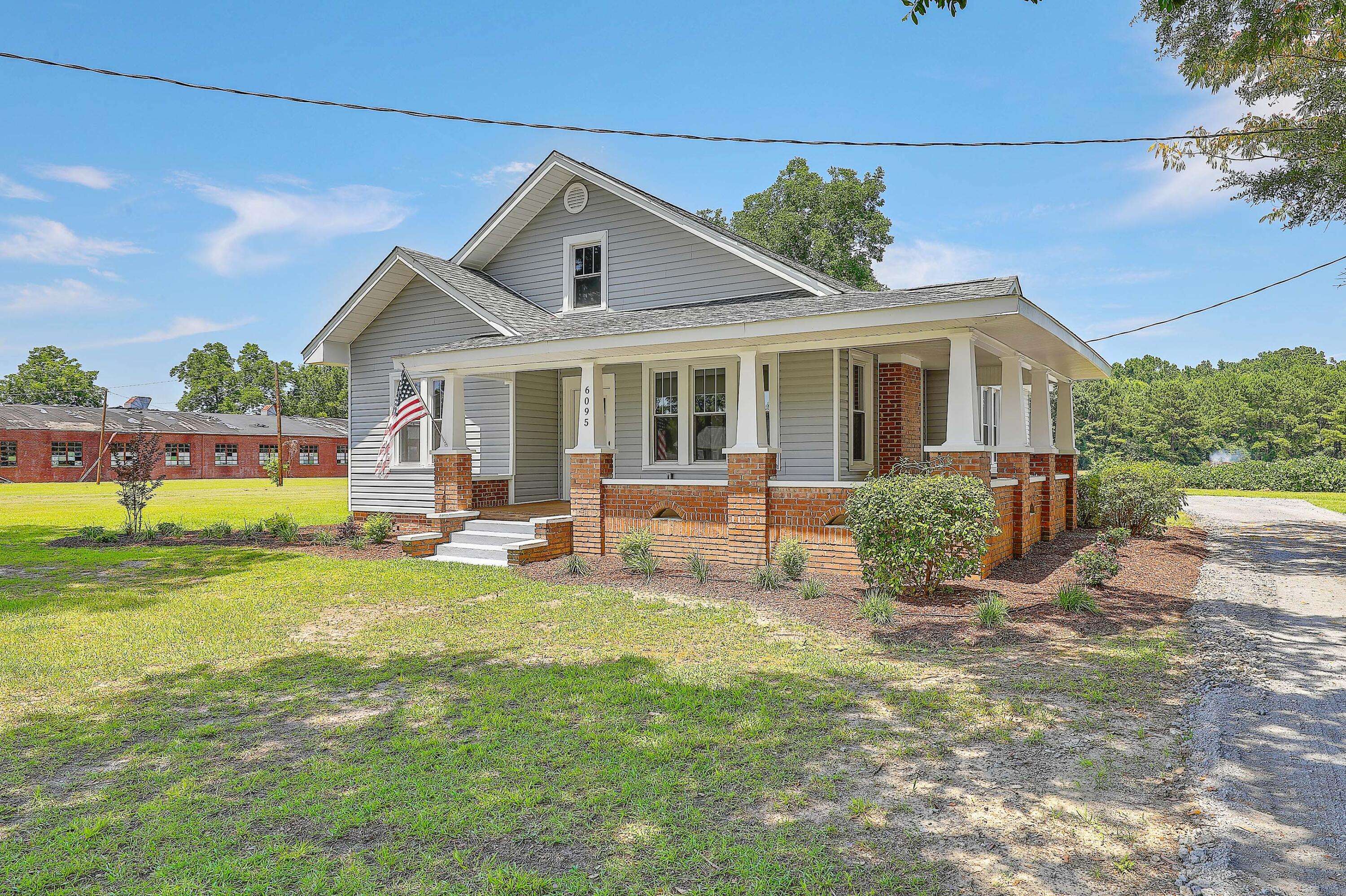 Elloree, SC 29047,6095 Old Number Six Hwy