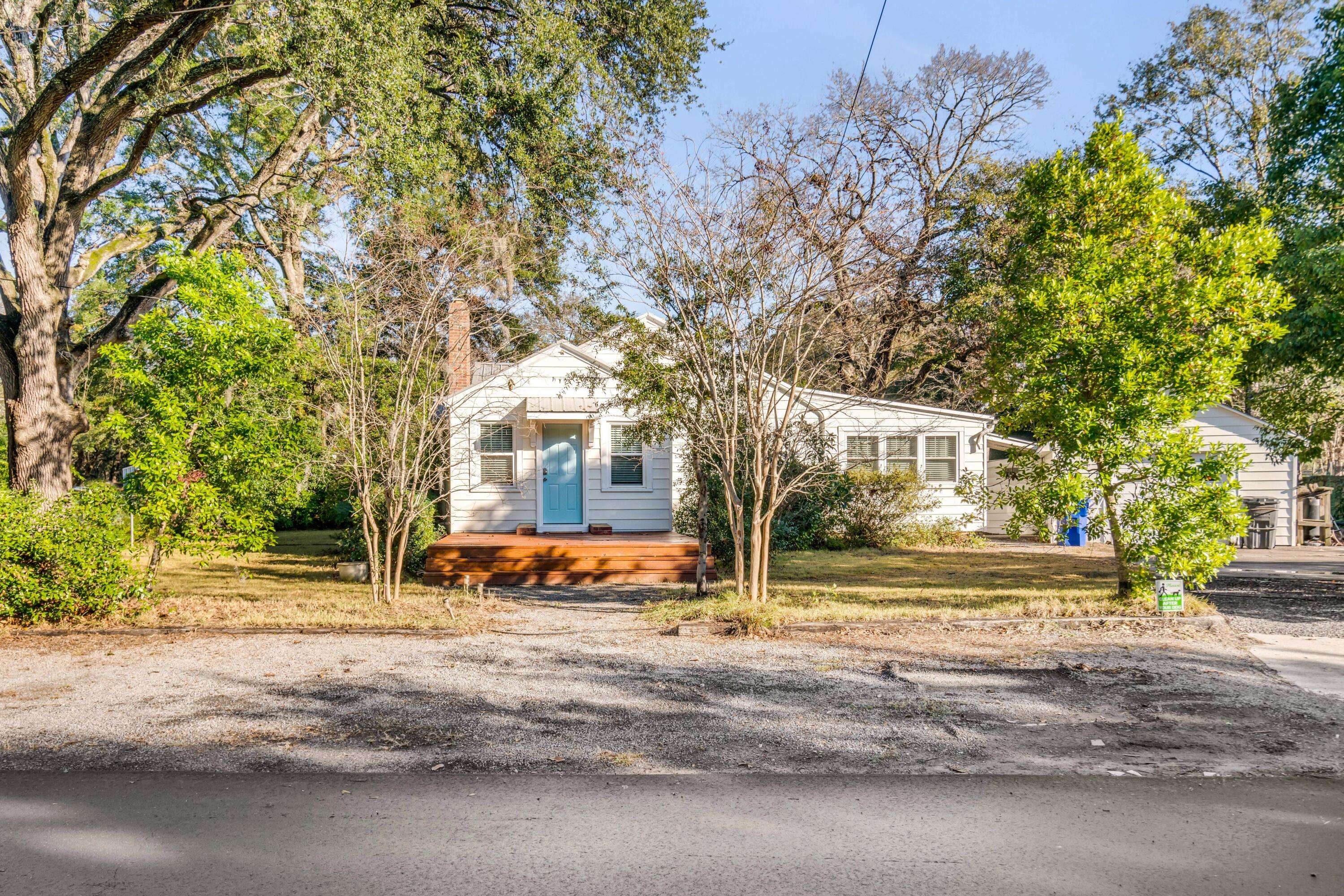 North Charleston, SC 29405,4952 Pinetree Ln