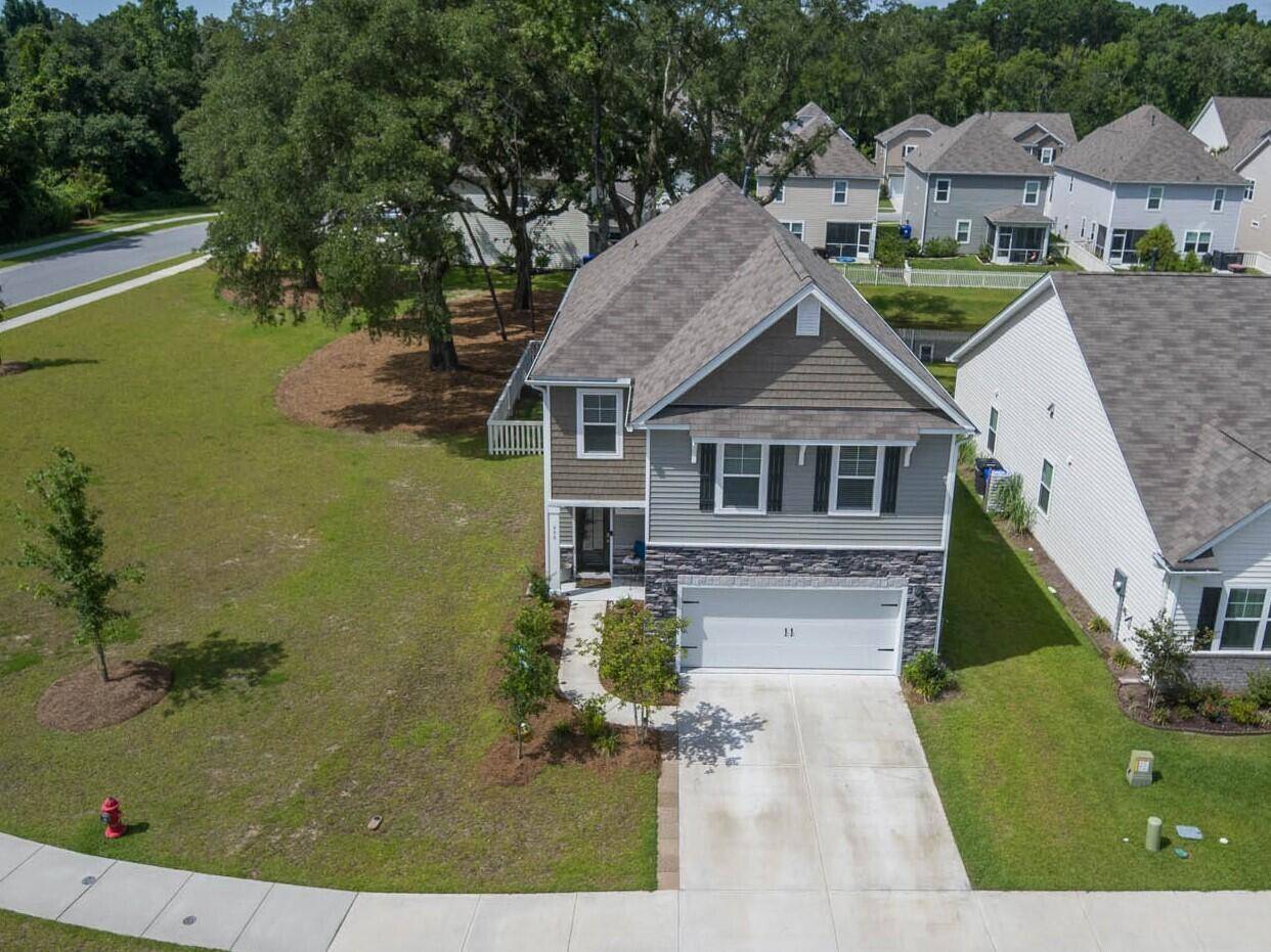 Mount Pleasant, SC 29429,998 Sago Palm Ct