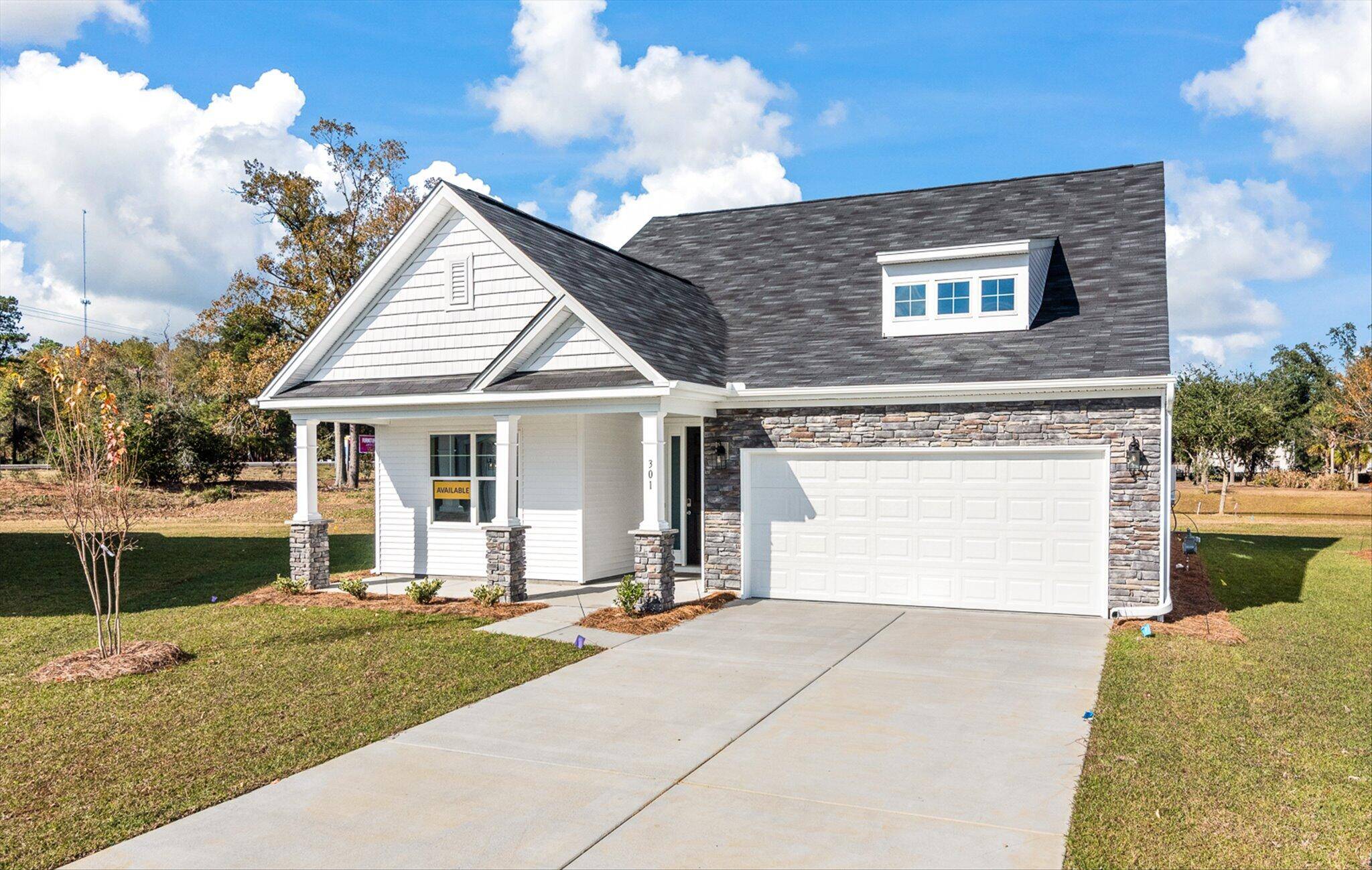 Moncks Corner, SC 29461,301 Blue Oak Dr