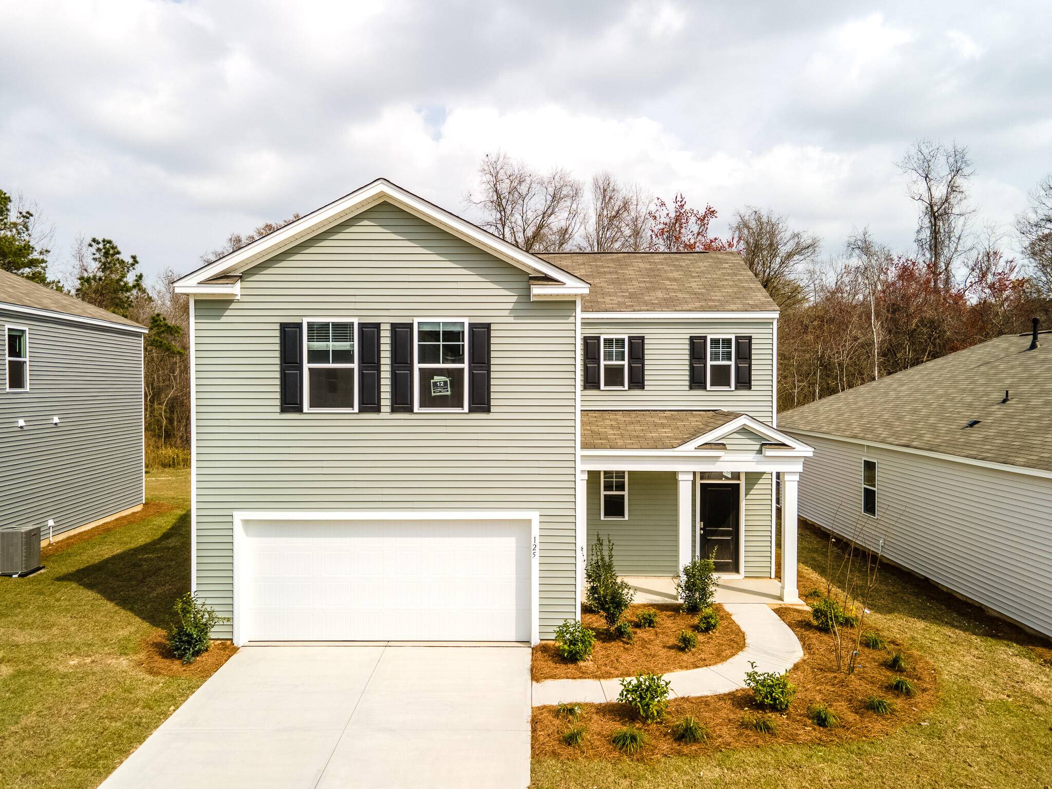 Summerville, SC 29483,125 Cloverleaf St