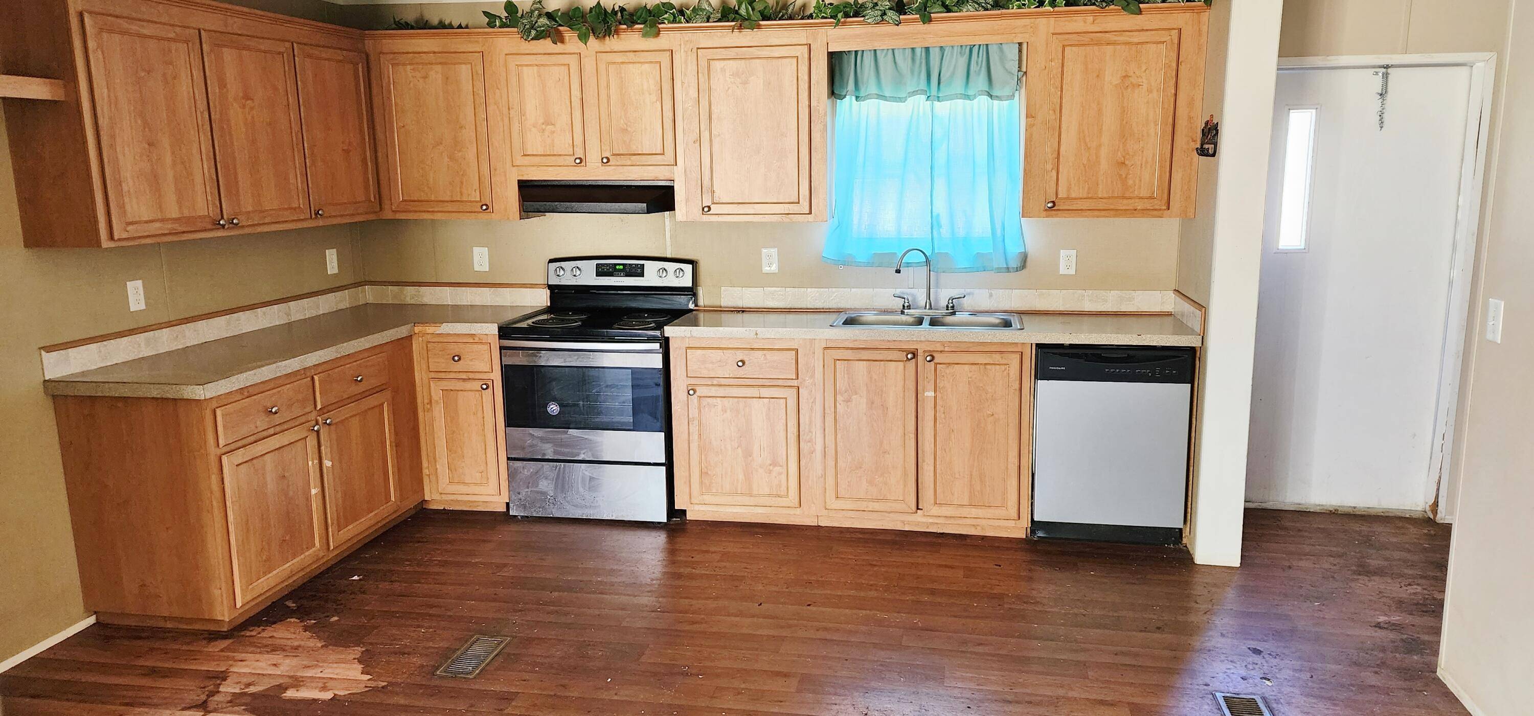 Greeleyville, SC 29056,2267 Pompey Town Rd