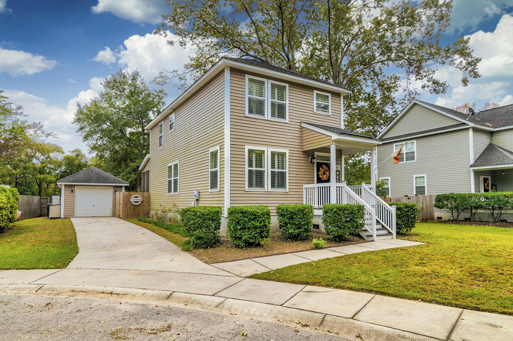Charleston, SC 29412,414 Meadow Grove Way