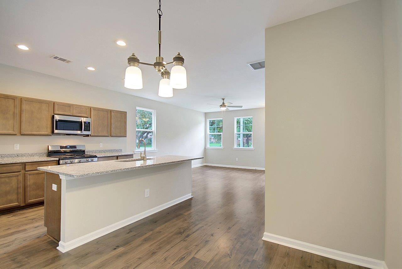 Summerville, SC 29485,1013 Berry Patch Cir