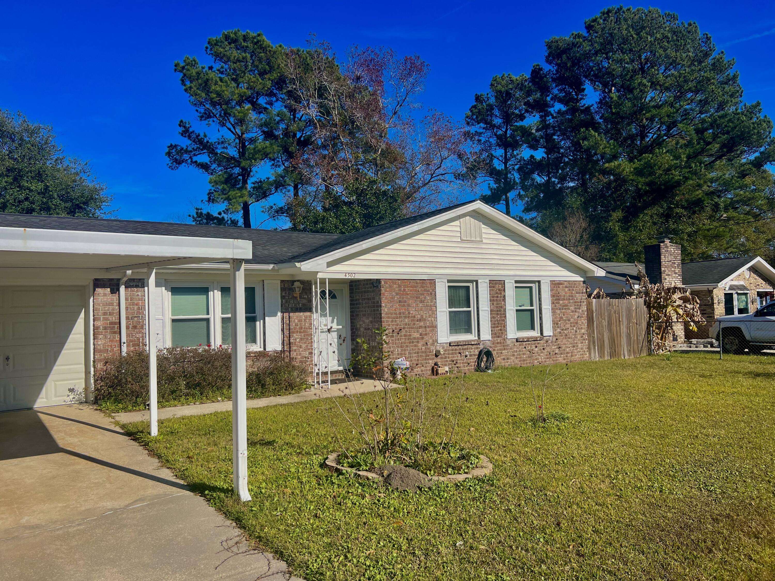 Ladson, SC 29456,4502 Hardwood St