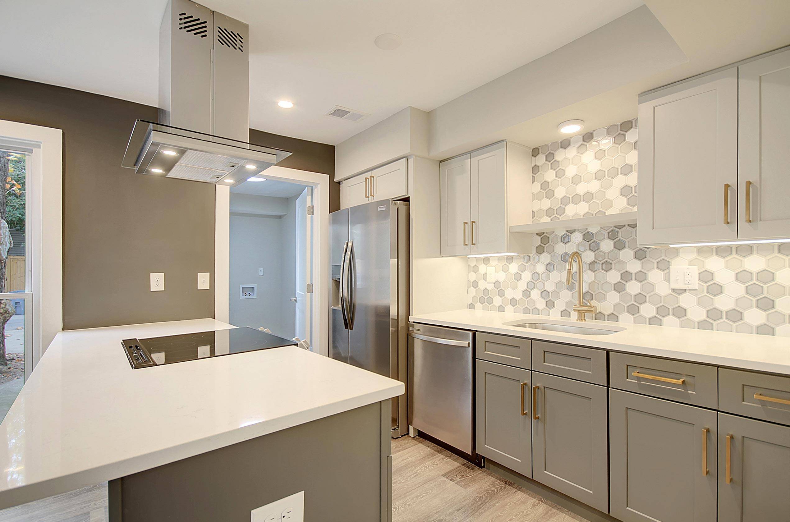 North Charleston, SC 29405,5016 Durant Ave