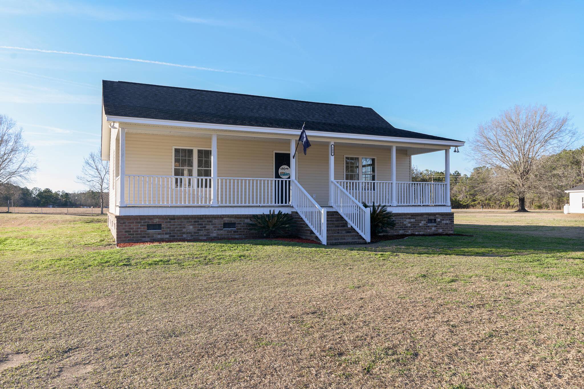 Bonneau, SC 29431,109 Woody Ln