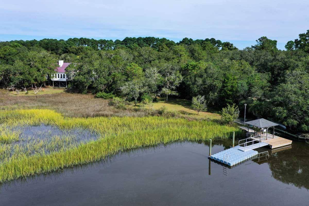 Johns Island, SC 29455,2569 Abbapoola Rd