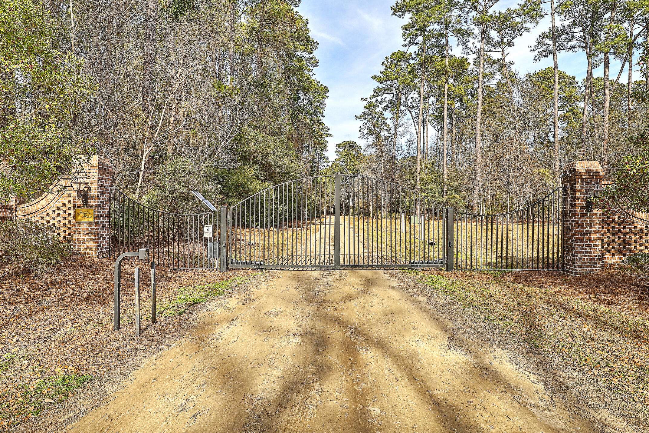 Edisto Island, SC 29438,7779 Chaplin Garden Ln