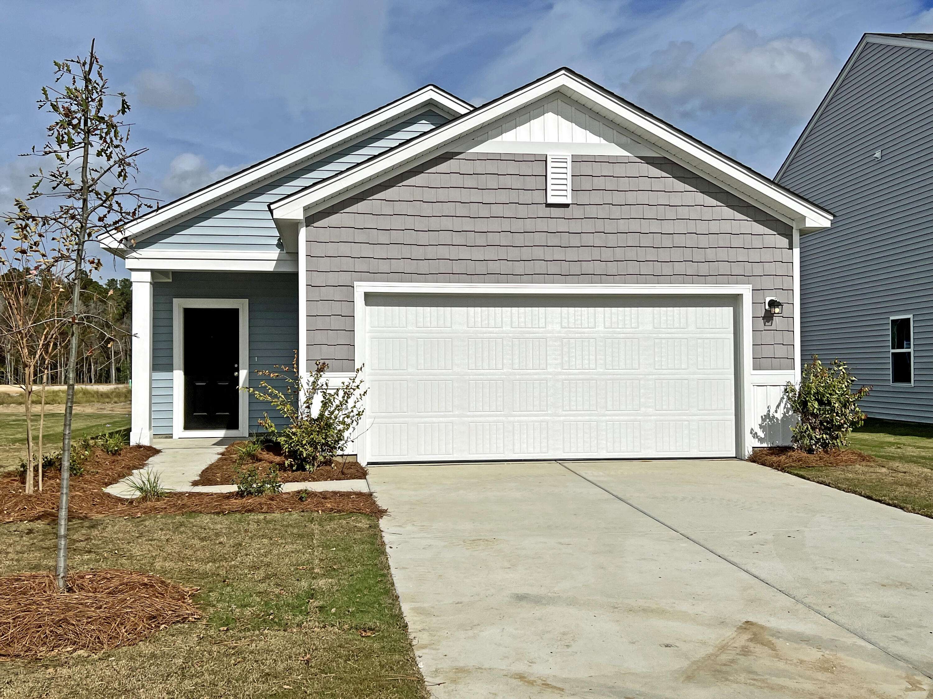 Summerville, SC 29485,5011 Ferry Fld Dr