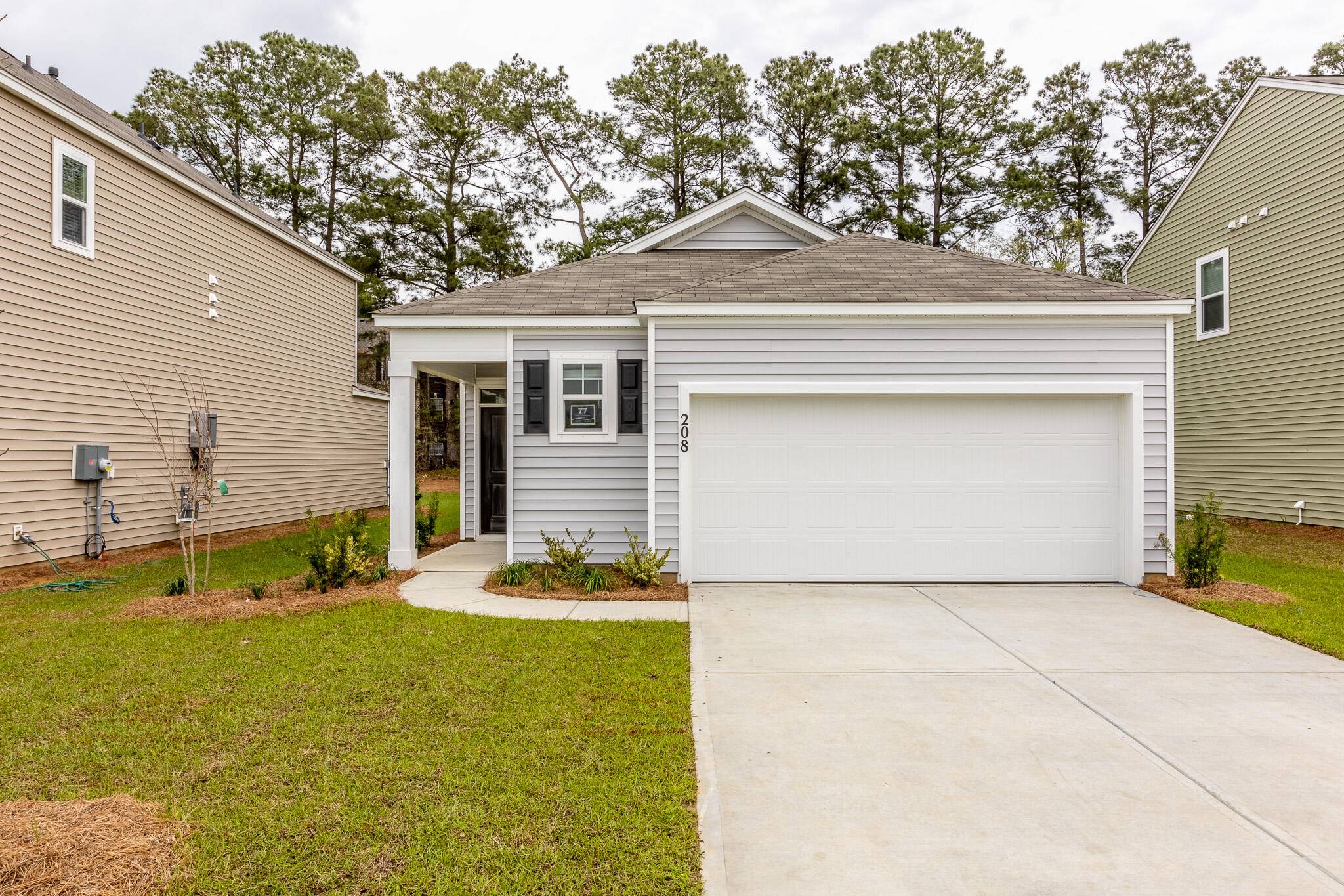 Summerville, SC 29486,208 Sweet Cherry Ln