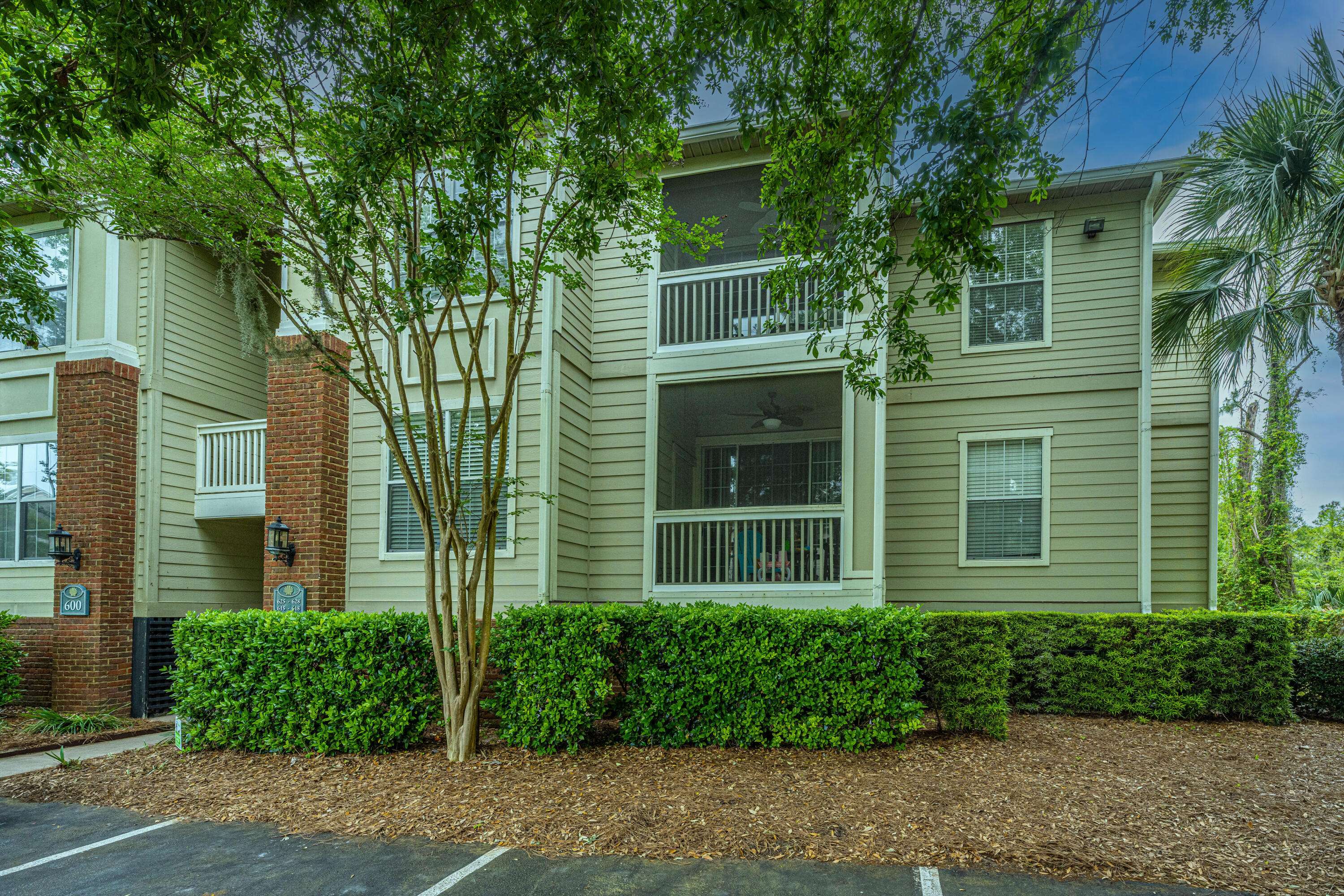 Mount Pleasant, SC 29464,1600 Long Grove Dr #628