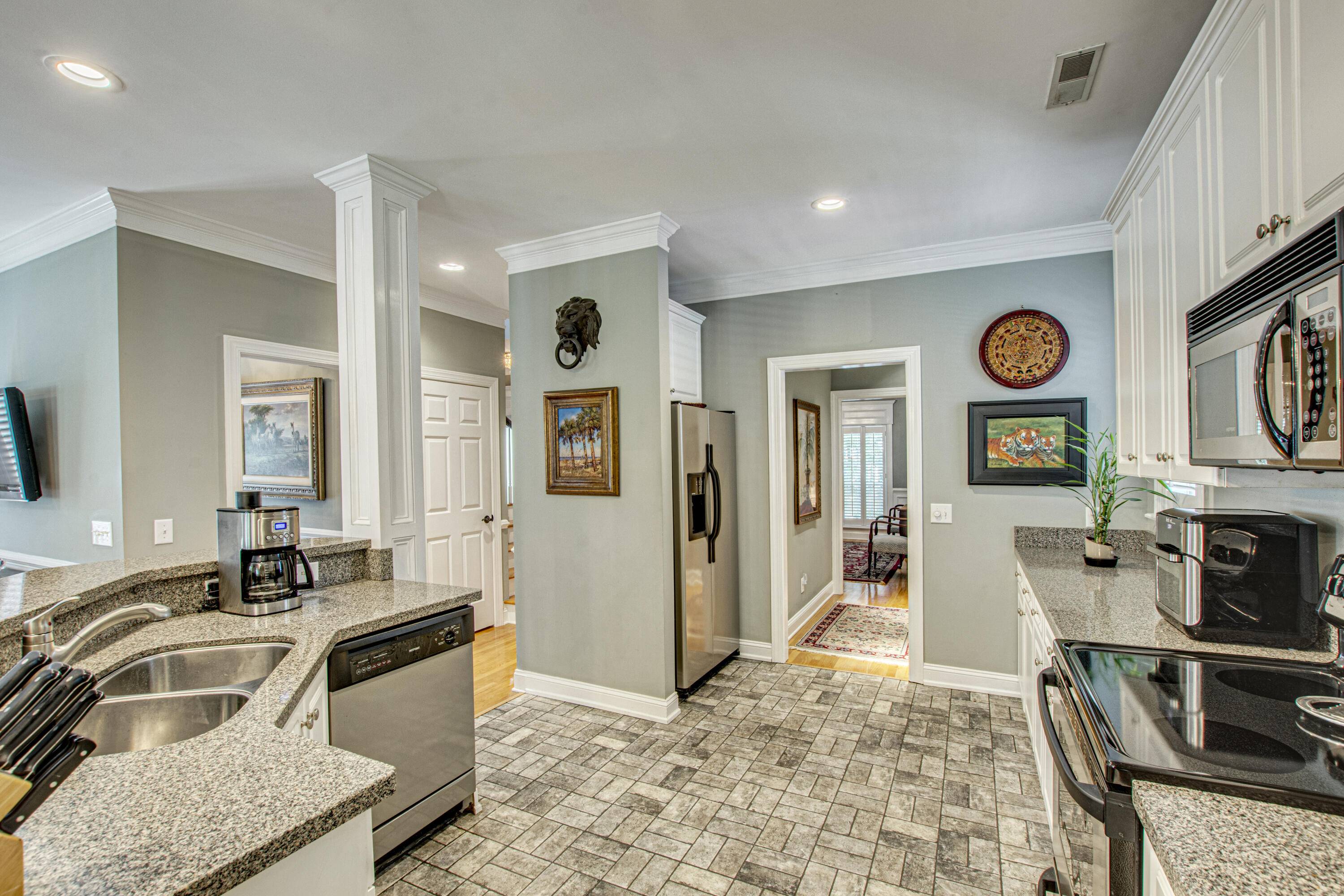 Mount Pleasant, SC 29464,1093 Mathis Ferry Rd