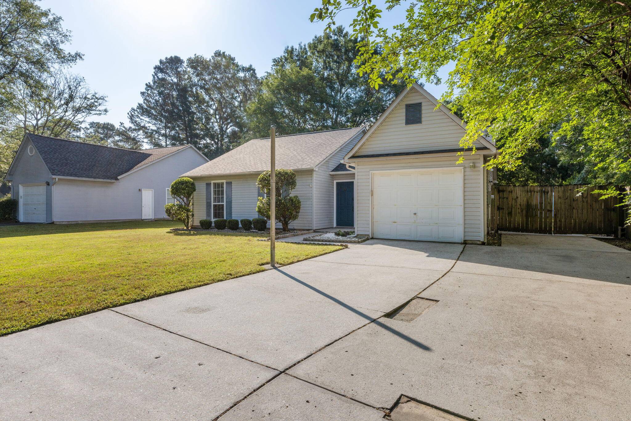 North Charleston, SC 29420,4149 Mill Creek Dr