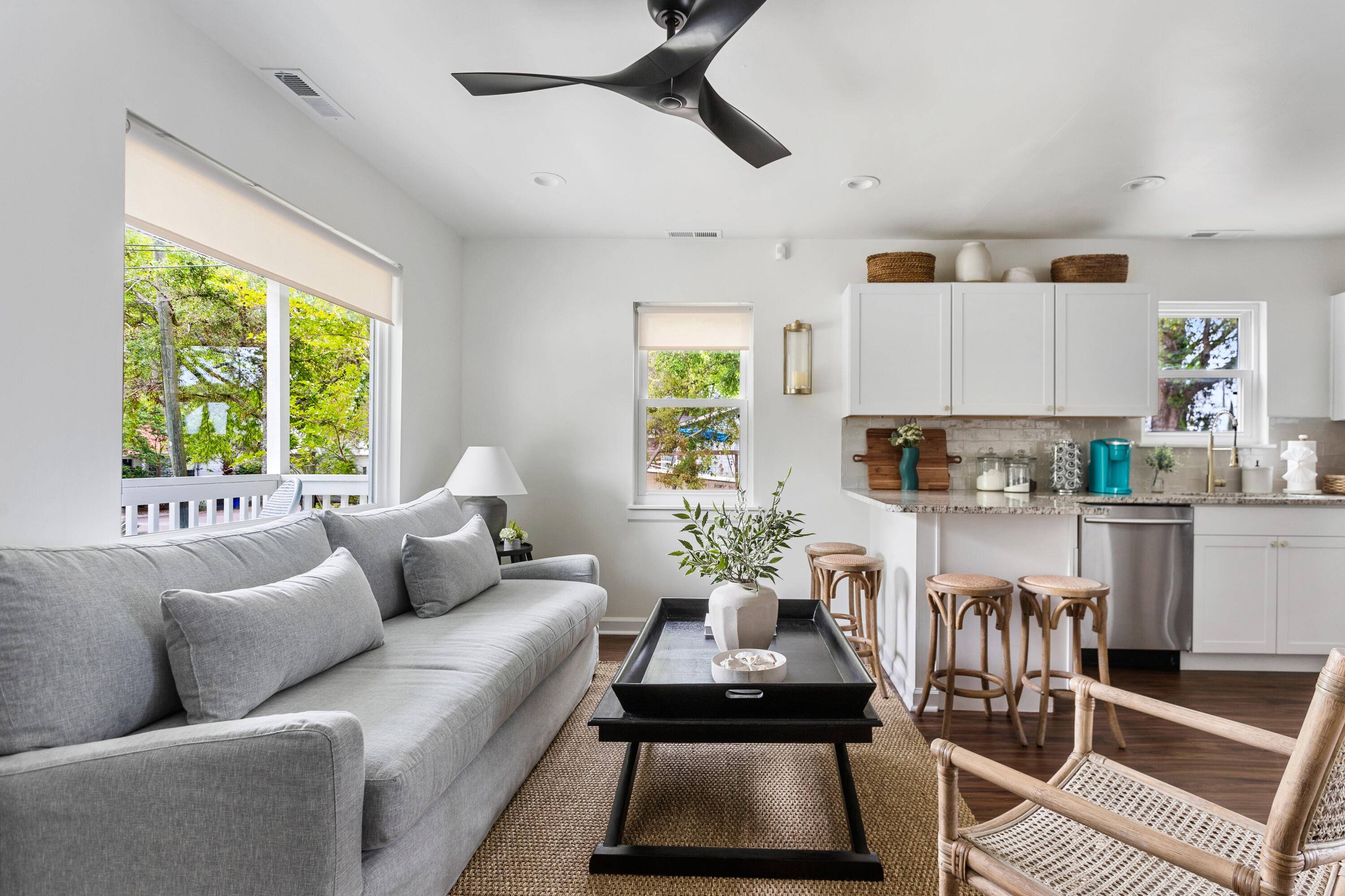 Mount Pleasant, SC 29464,212 Greenwich St