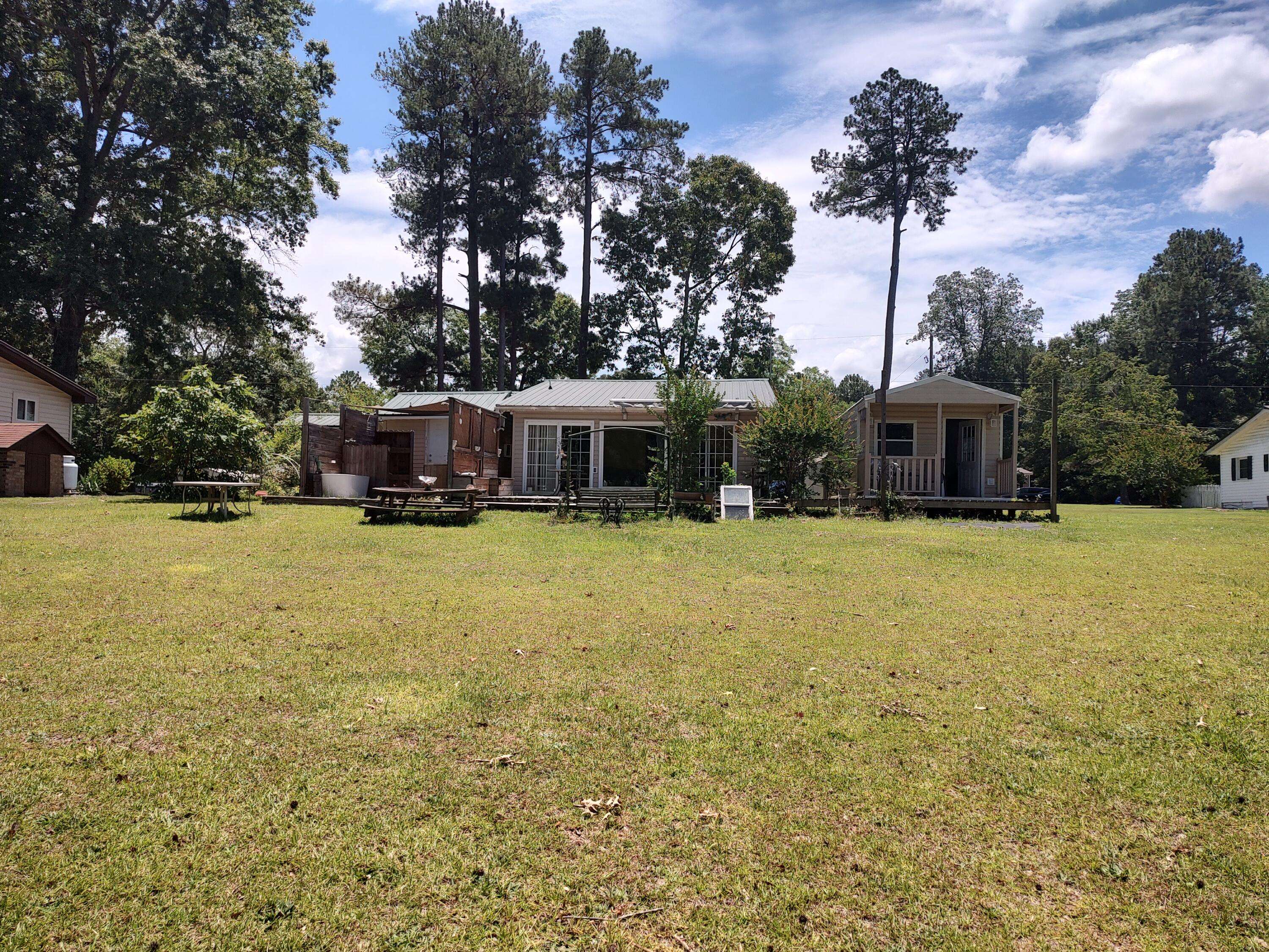 Eutawville, SC 29048,150 Ash Hill Dr