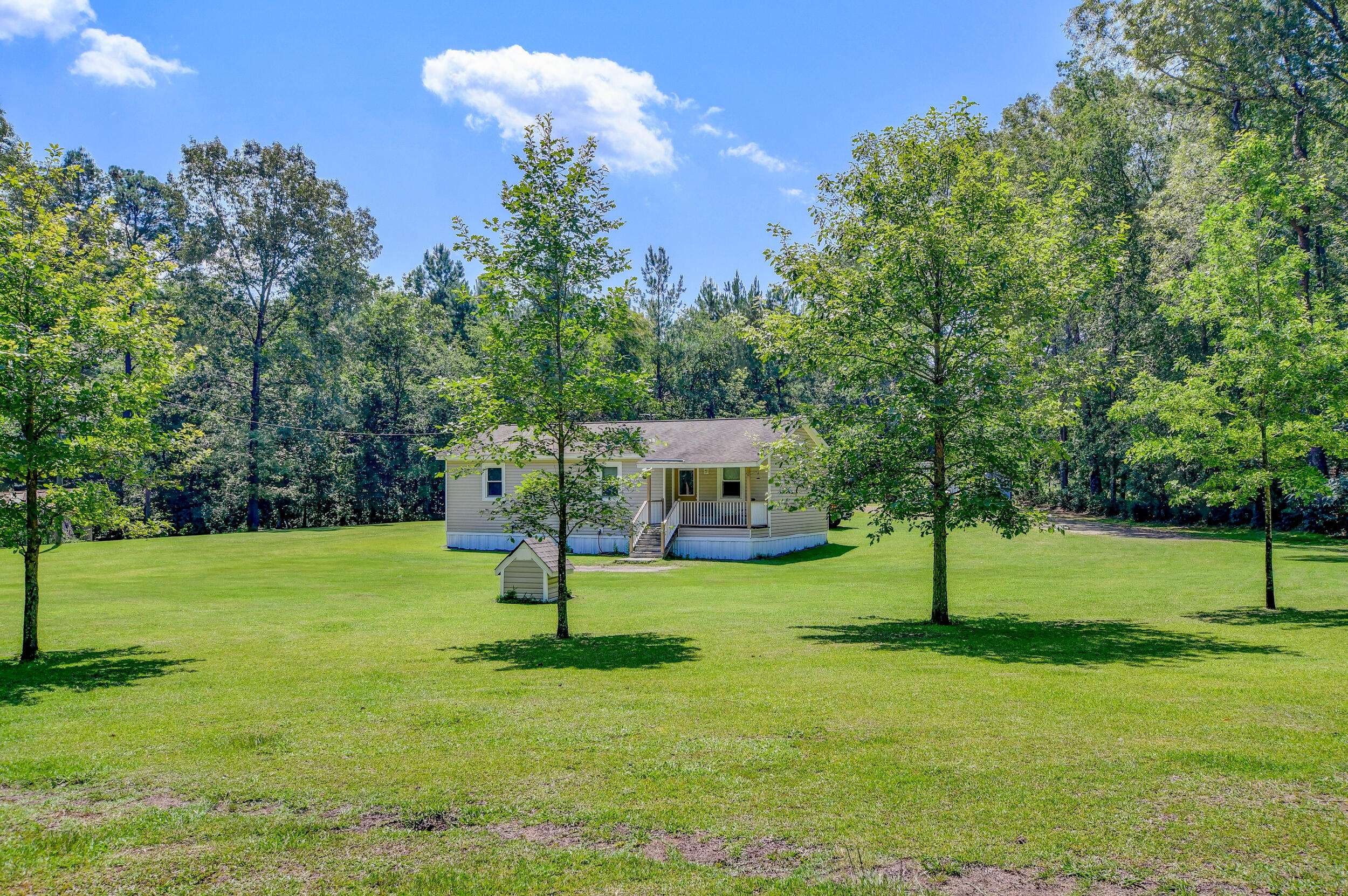 Summerville, SC 29486,124 Monarch Ln