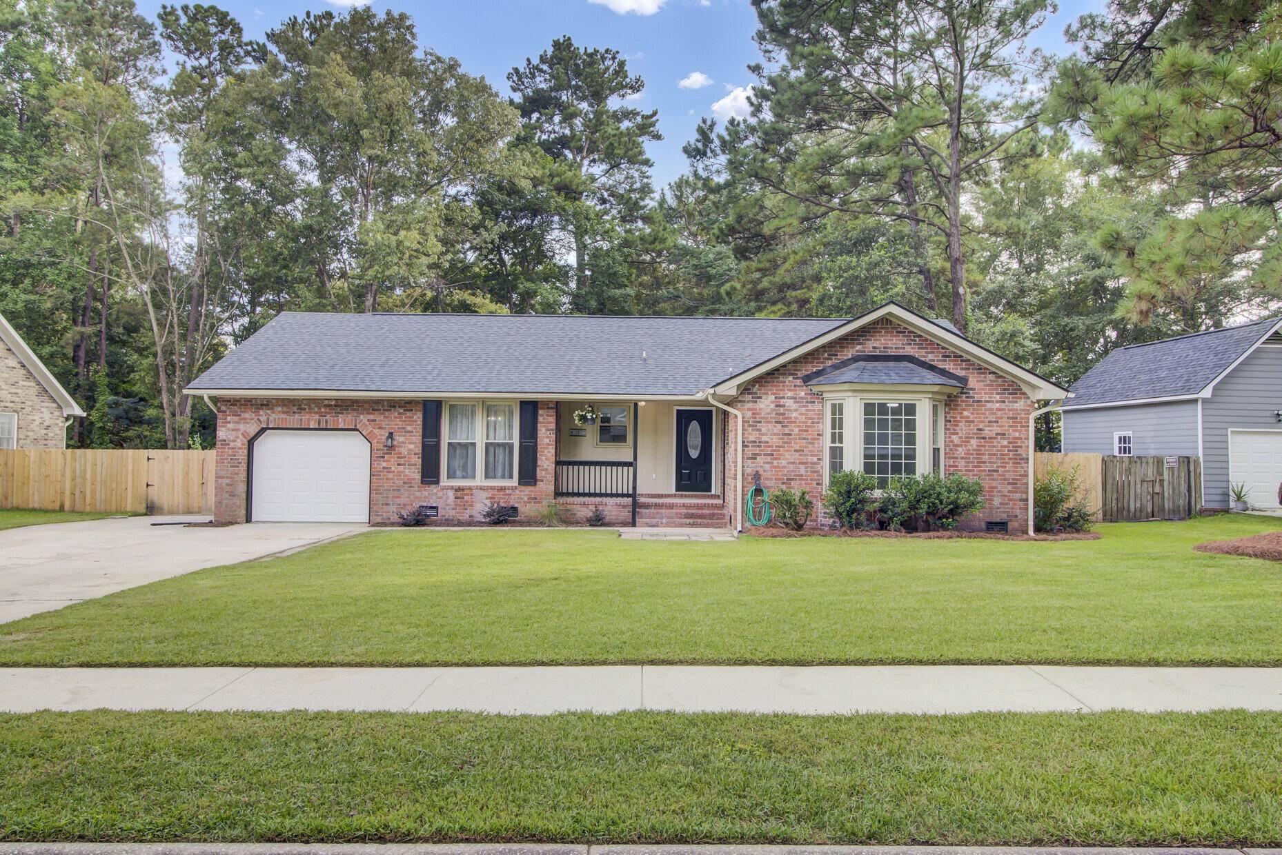 Summerville, SC 29485,107 Summercourt Dr