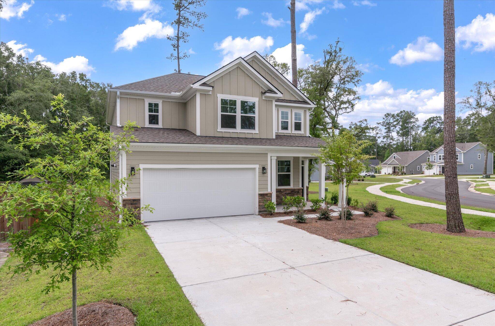 Summerville, SC 29483,463 Waring St