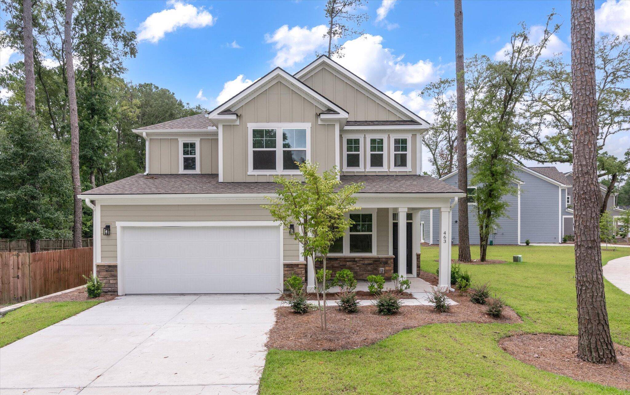 Summerville, SC 29483,463 Waring St