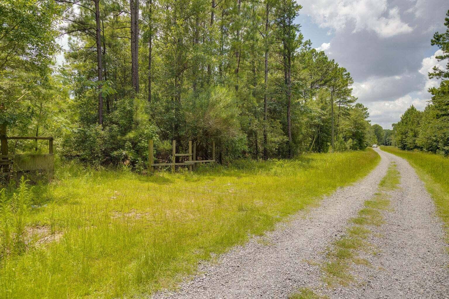 Huger, SC 29450,00 Carson Hill Road