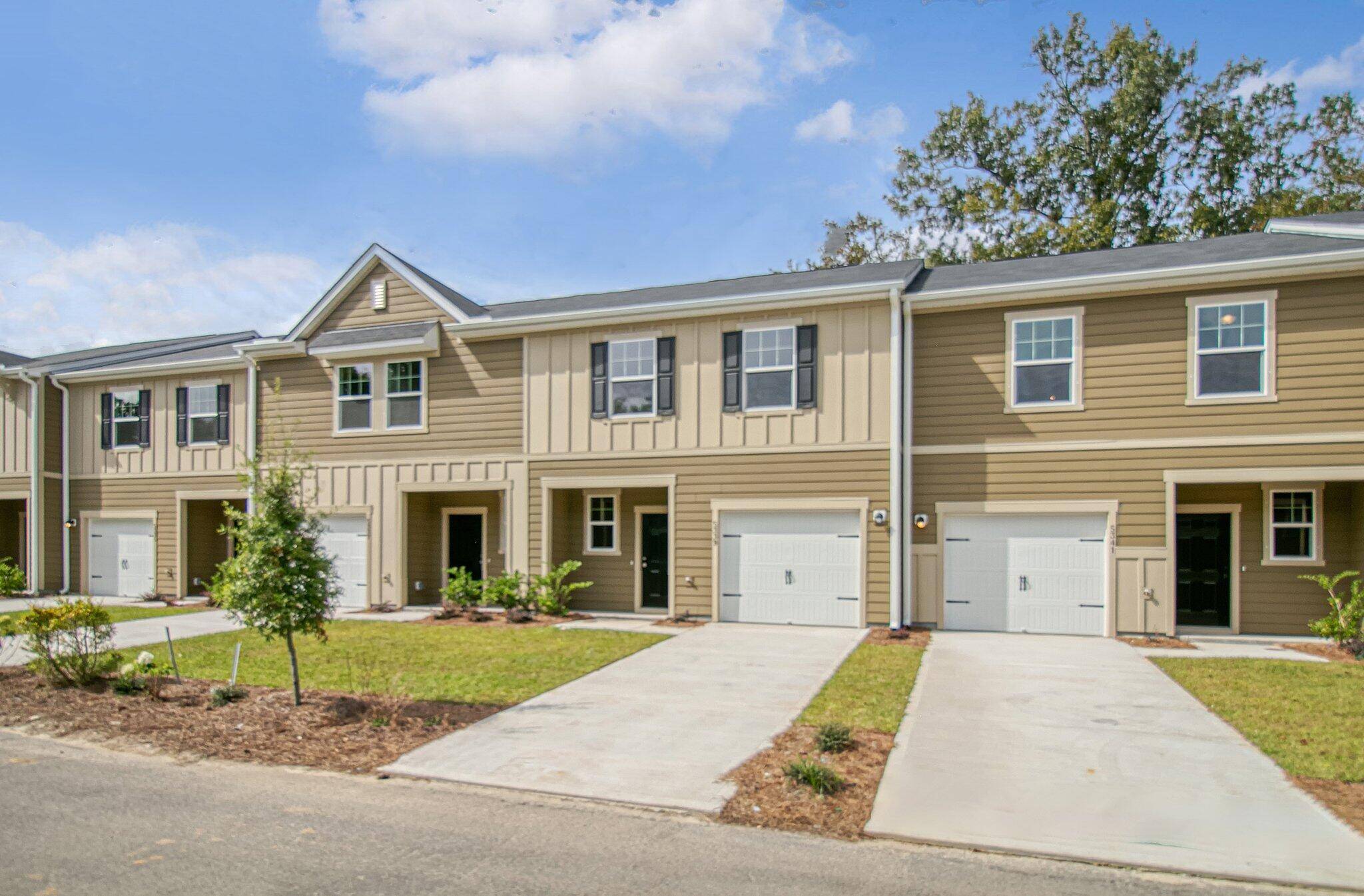 North Charleston, SC 29418,5339 Cardinal Crest Bluff