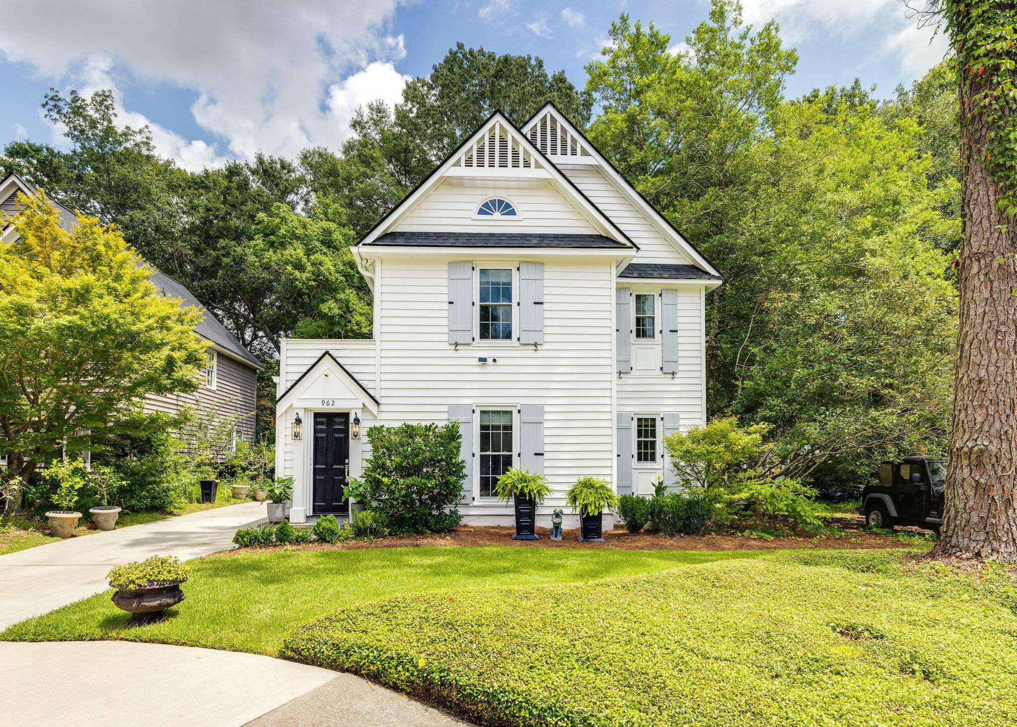 Mount Pleasant, SC 29464,962 Governors Ct