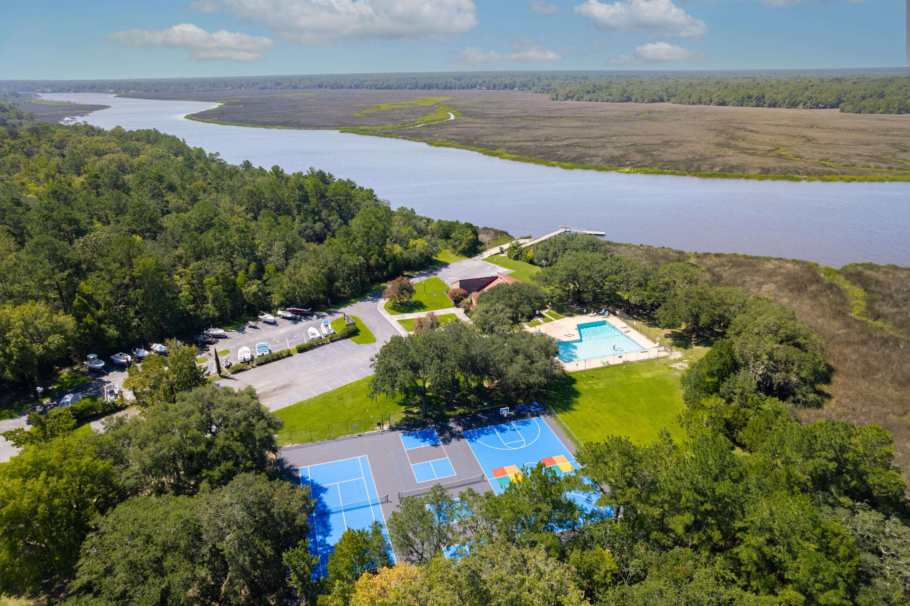 North Charleston, SC 29418,4349 Great Oak Dr