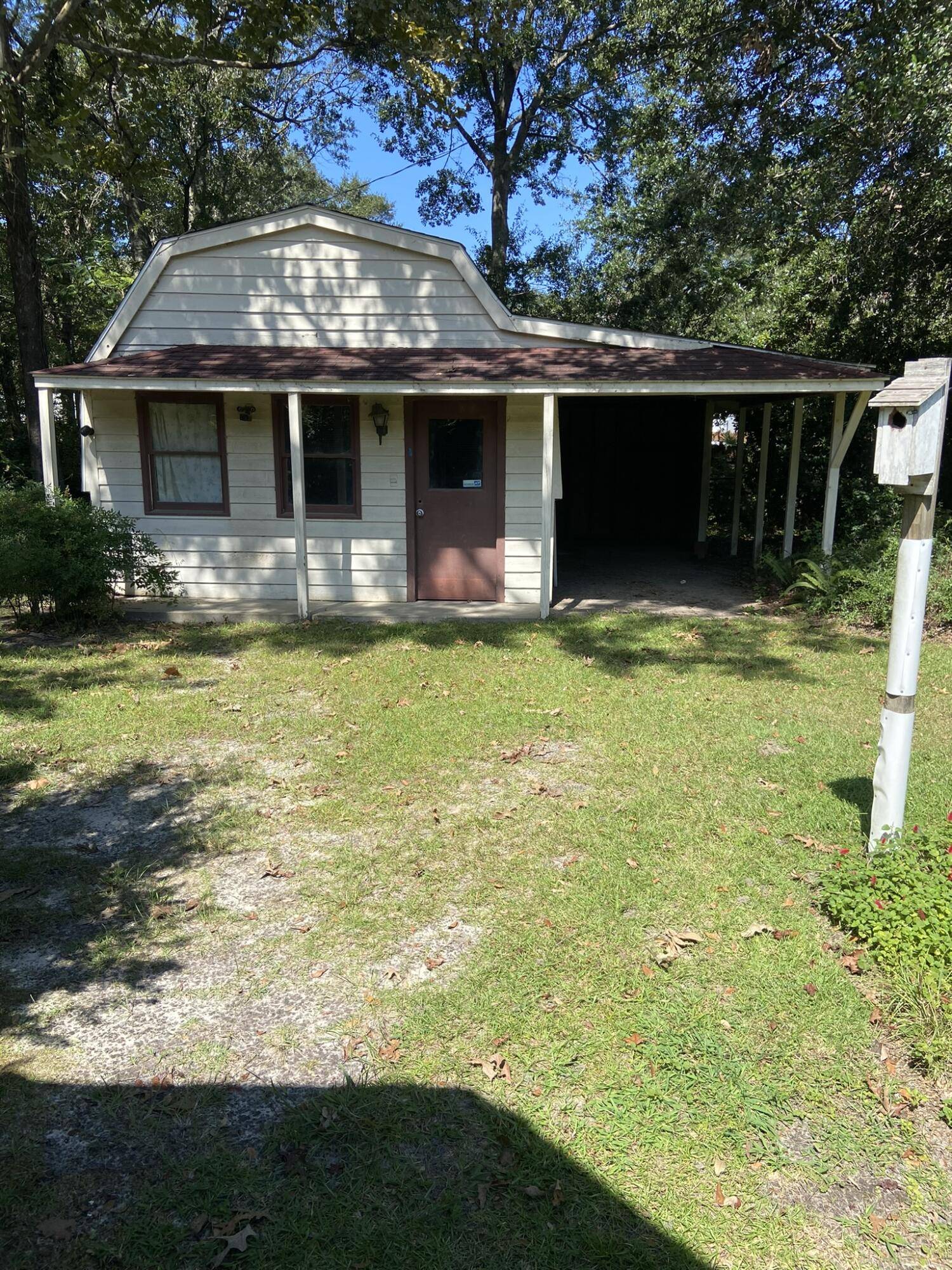 Pinopolis, SC 29469,2122 Wampee Dr