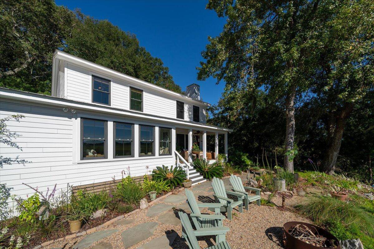 Edisto Island, SC 29438,8555 Middleton Point Ln