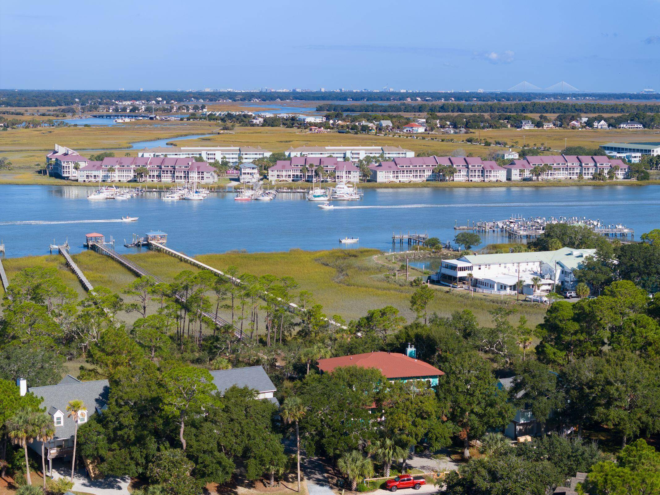 Folly Beach, SC 29439,301 W Hudson Ave