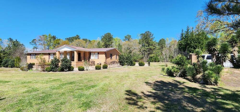 Saint Stephen, SC 29479,3112 Santee River Rd