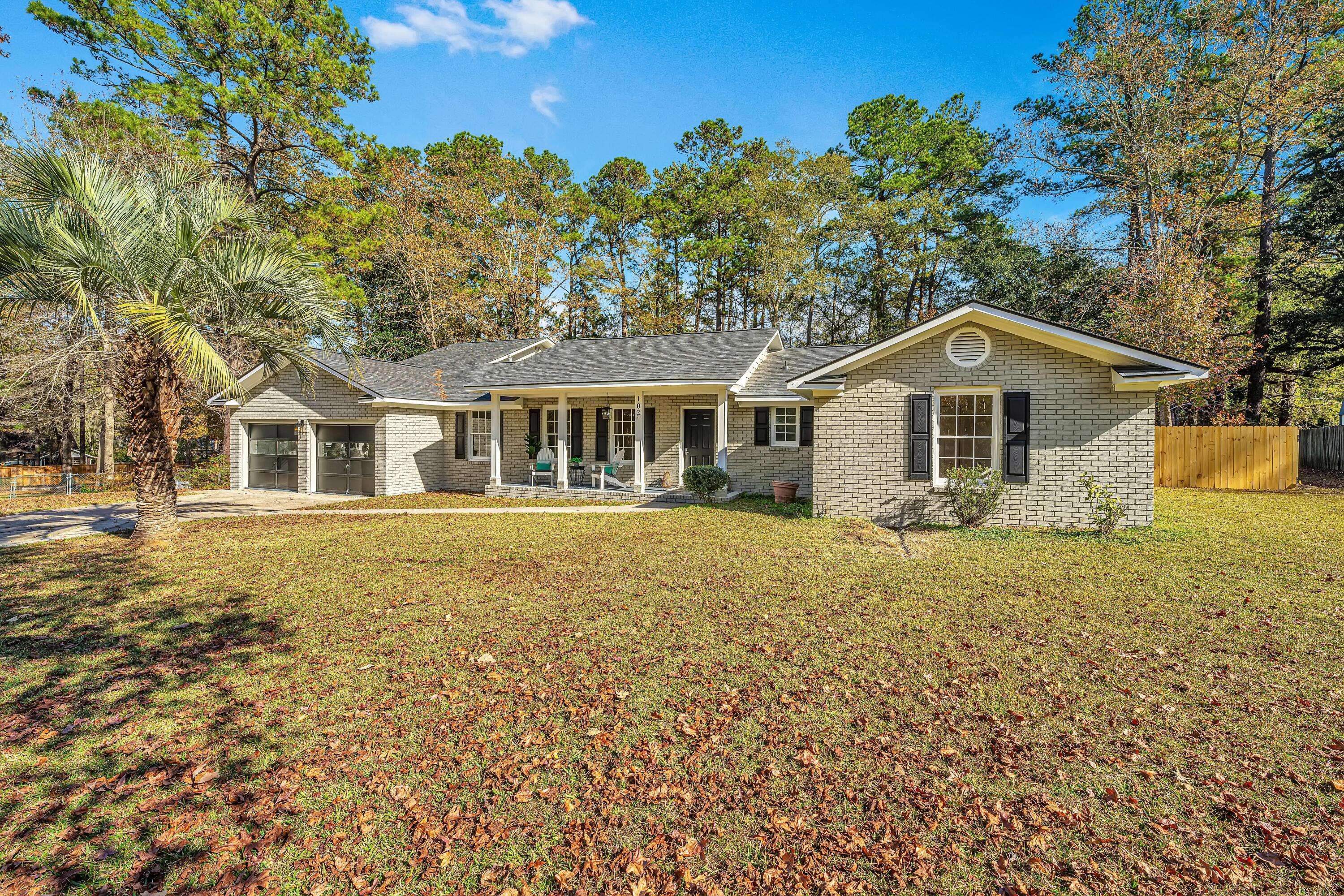 Summerville, SC 29485,102 Axtell Ct